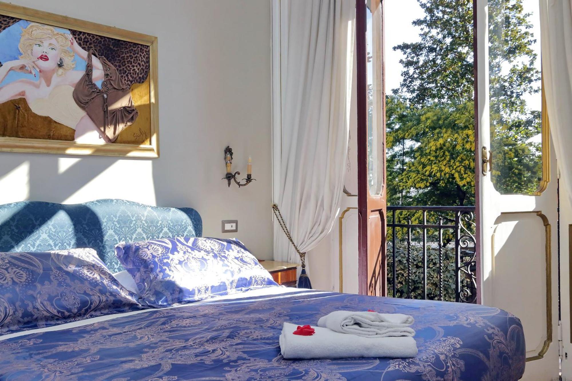 Domus Monamì Luxury Pensión 2*