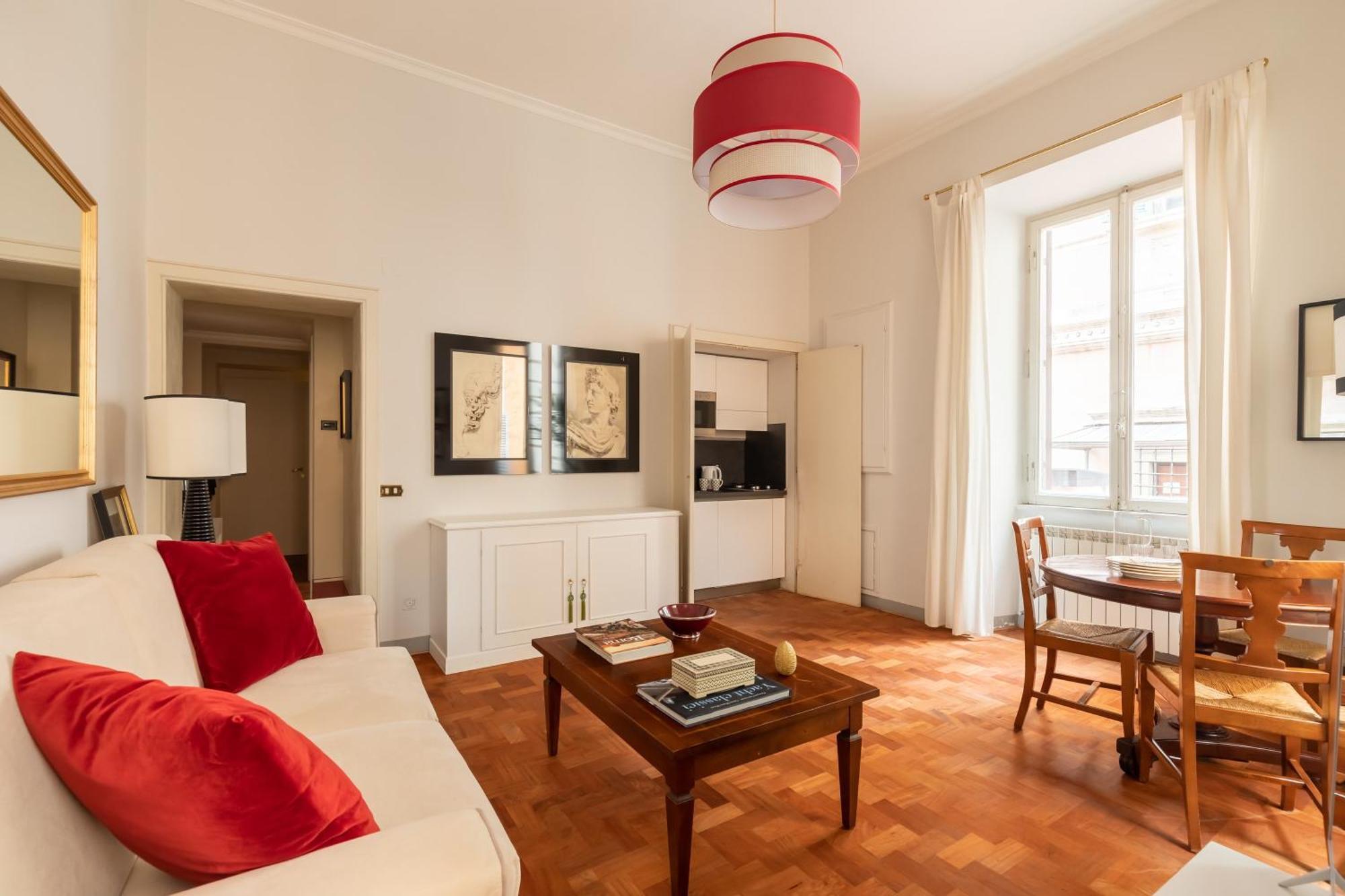Pantheon Delightful Apartment