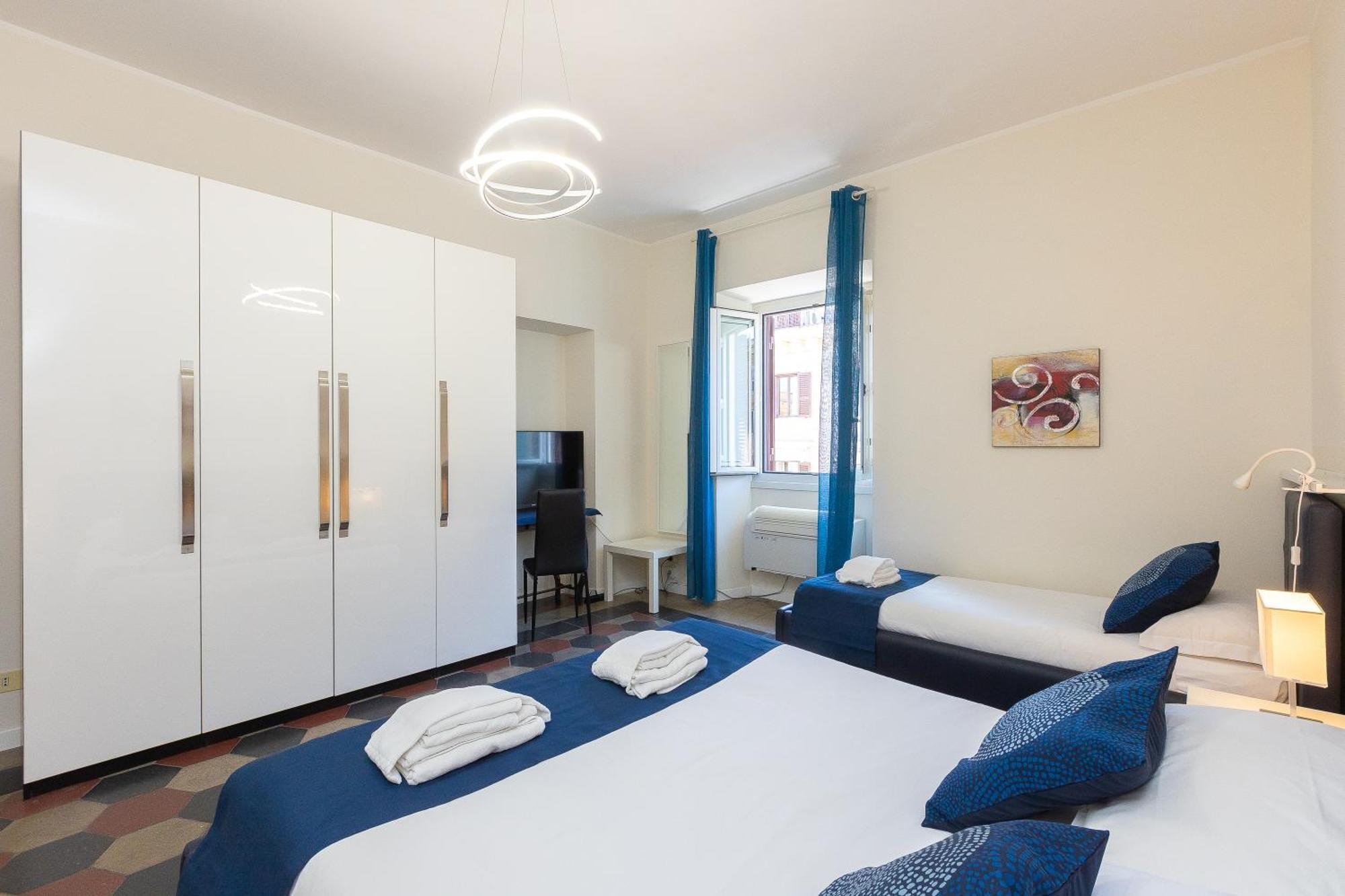 Principe Amedeo By In Apartamento