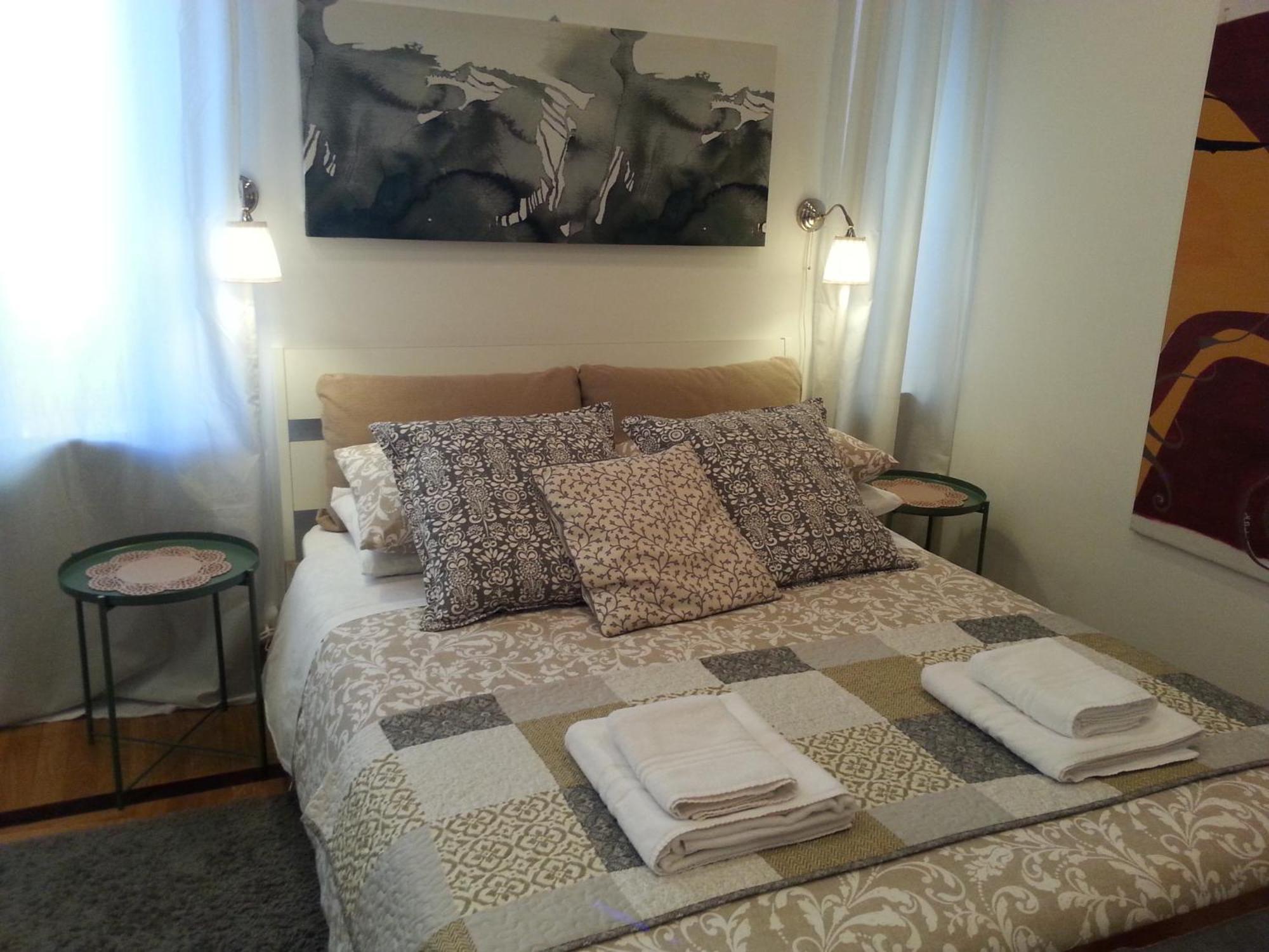 Lilium House Apts