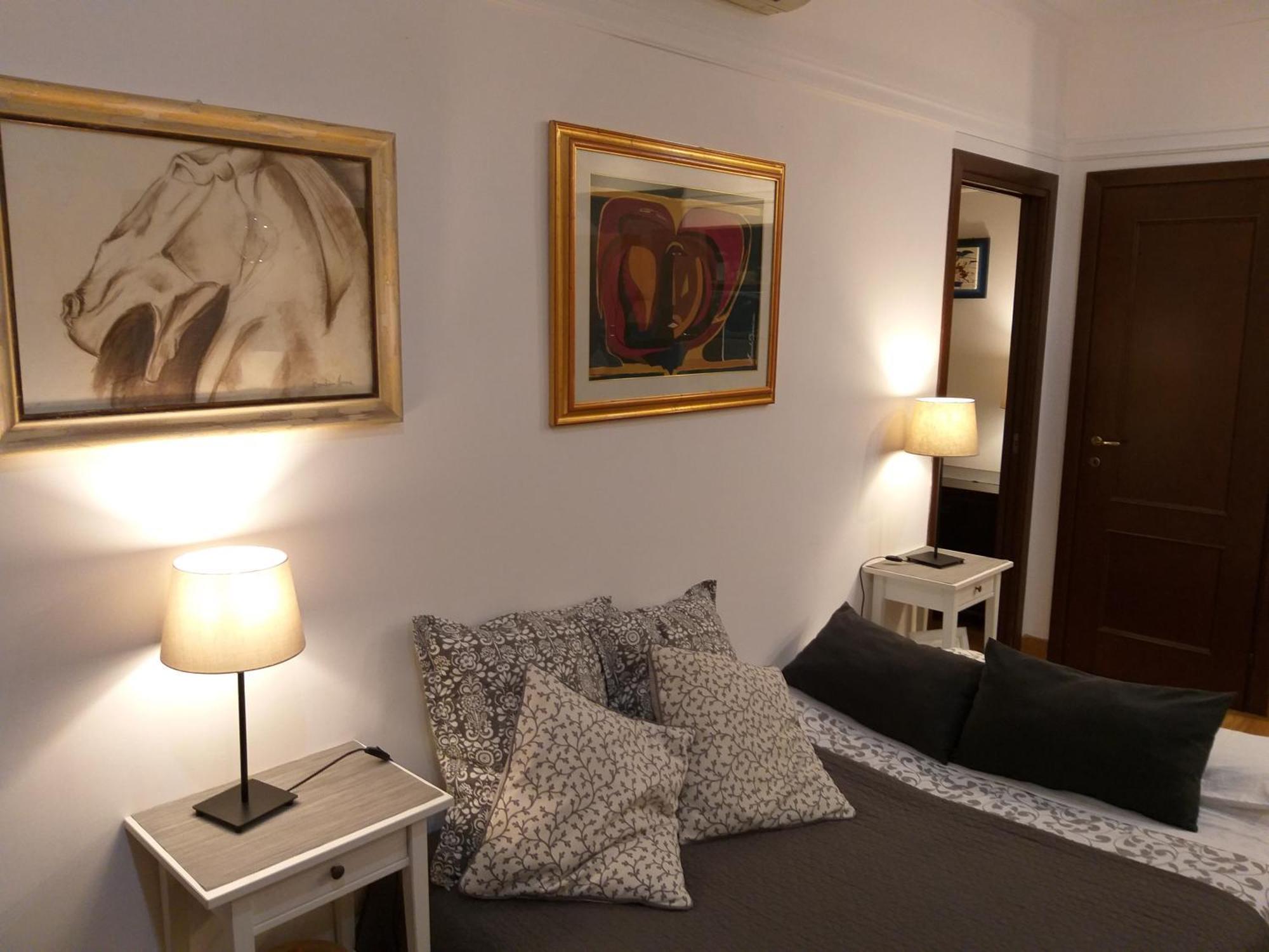Appartamento Lilium House Apts