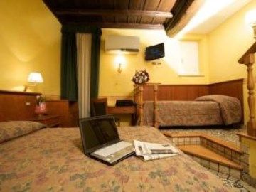 Al Colosseo 8 Bed & Breakfast 3*