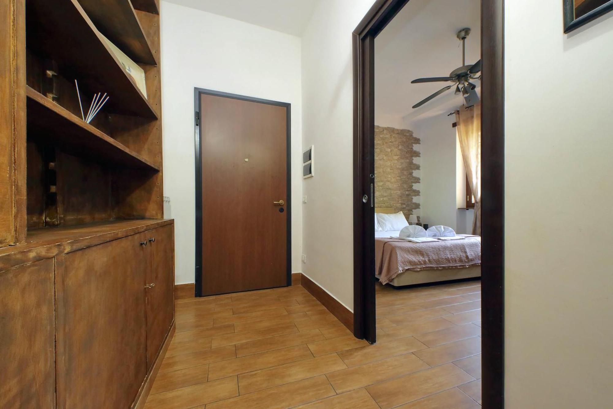 Vatican Flat Cozy With Private Court Roma