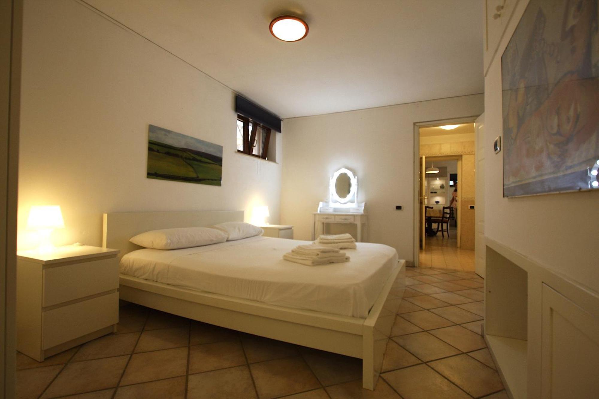 Appia Antica 2br With Swimming Pool *