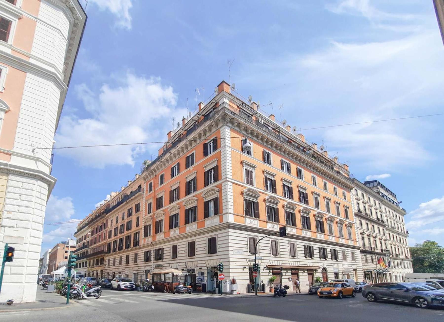 Borghese Large * Rom