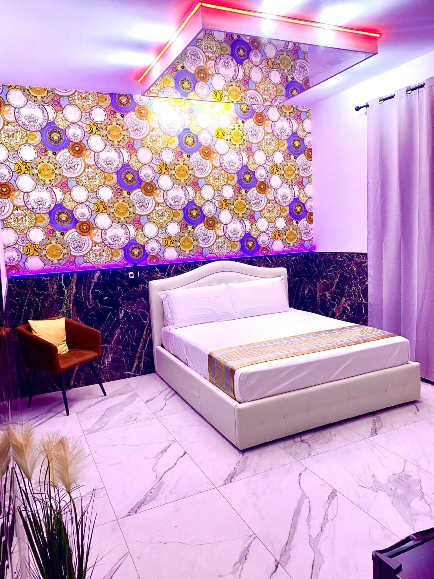 Bed Cinecittadue * Rom