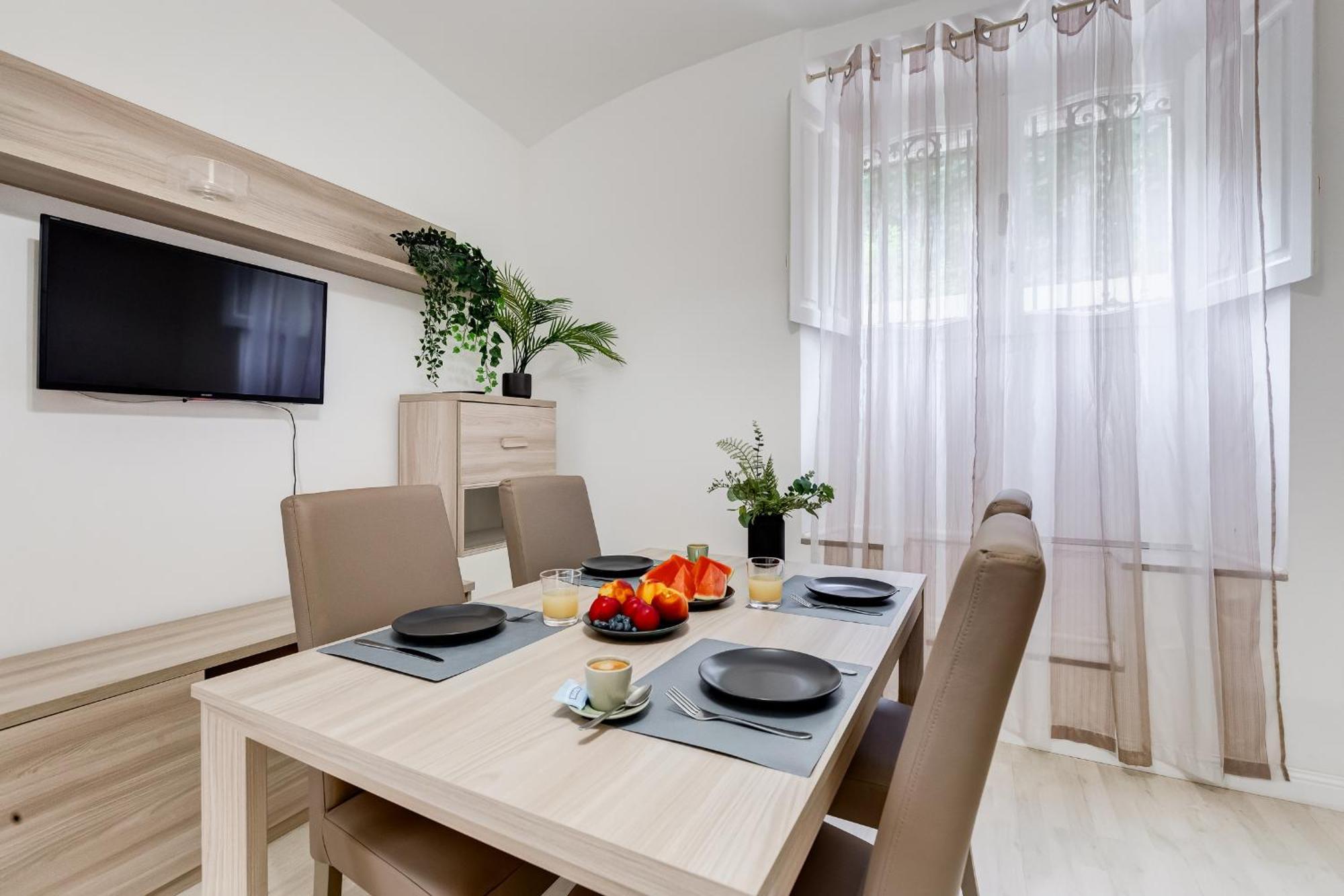 Vivilo Collection - Brescia - 2bd 2 Baths *