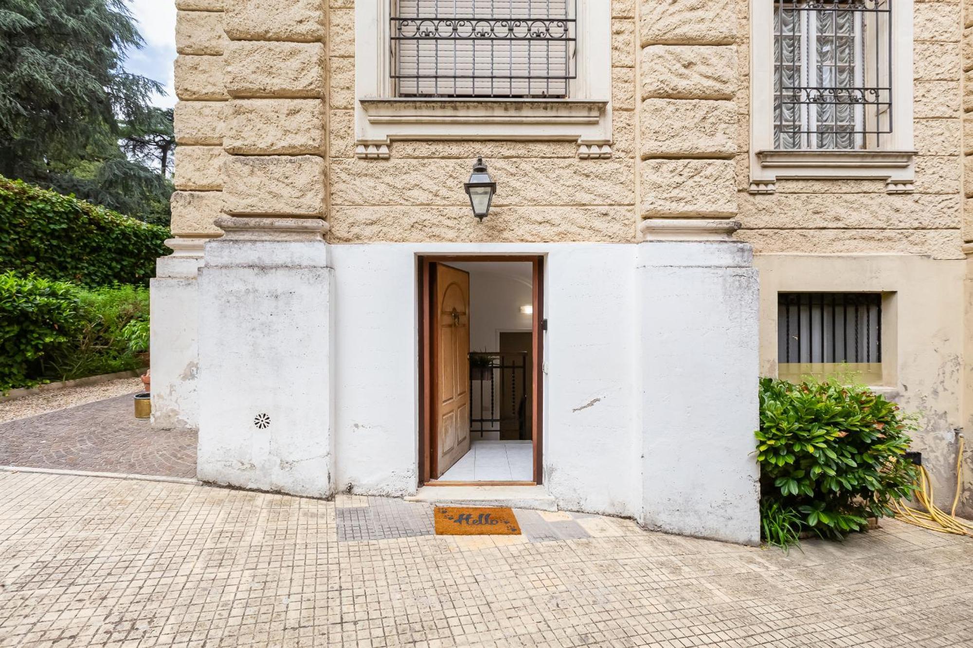 Vivilo Collection - Brescia - 2bd 2 Baths * Roma