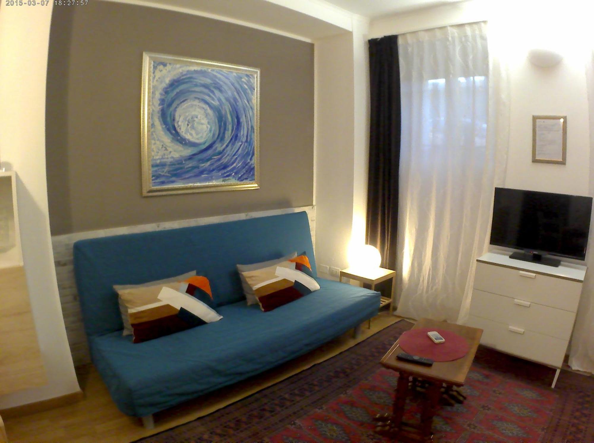 Appartamento Lilium House Apts *