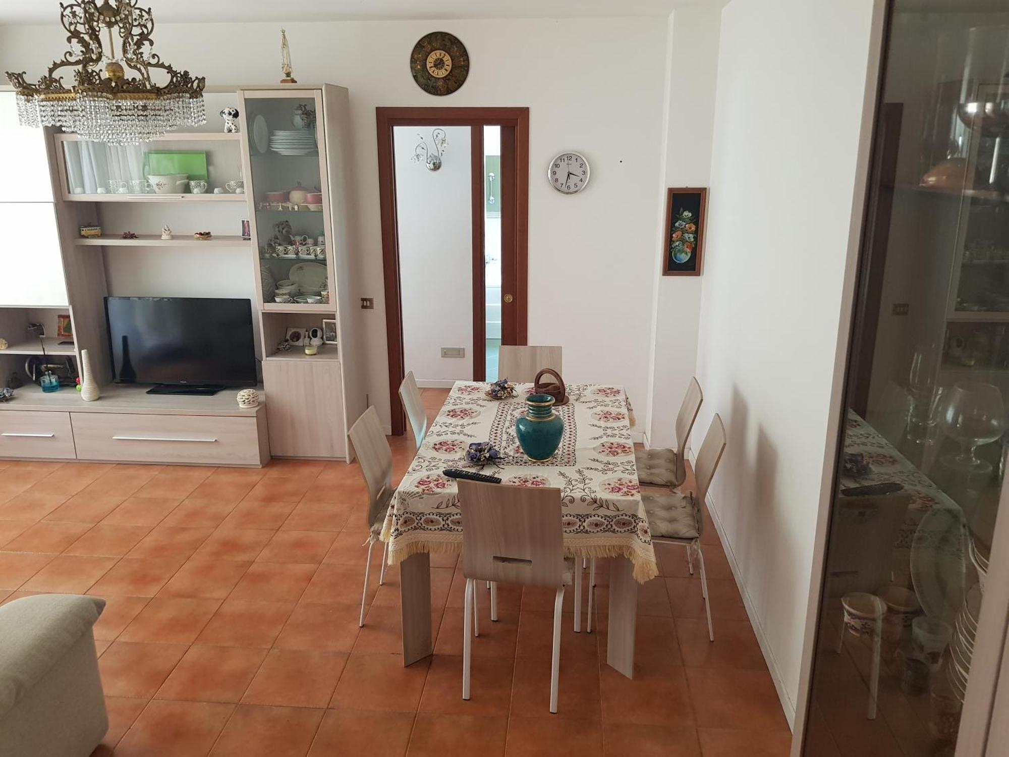 Apartment Eur Charme Apt&garden