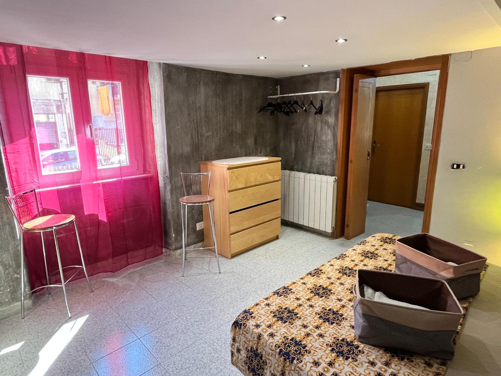 Leilighet Romuhouse Economy Metro B