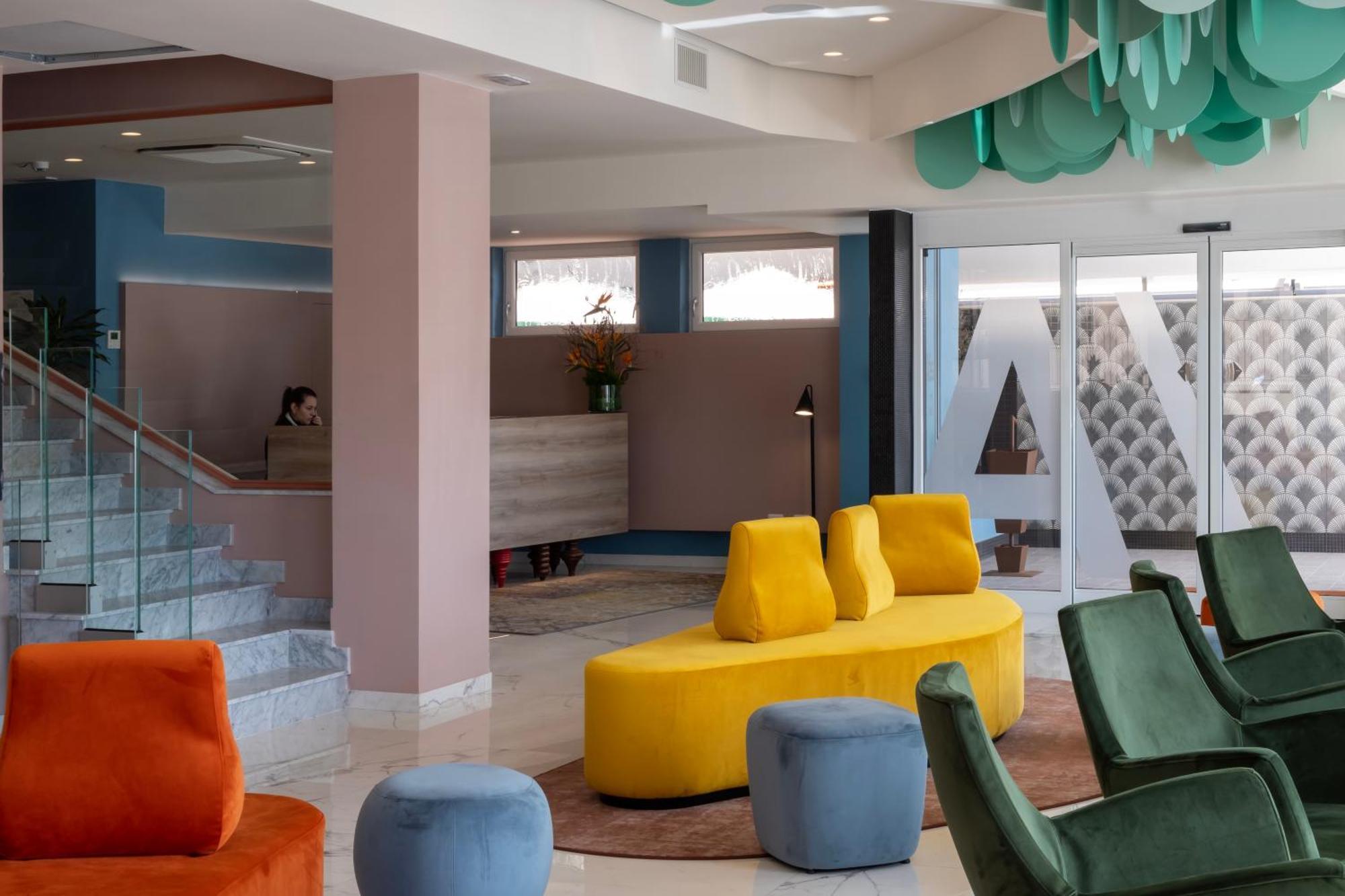 Adesso Hotell