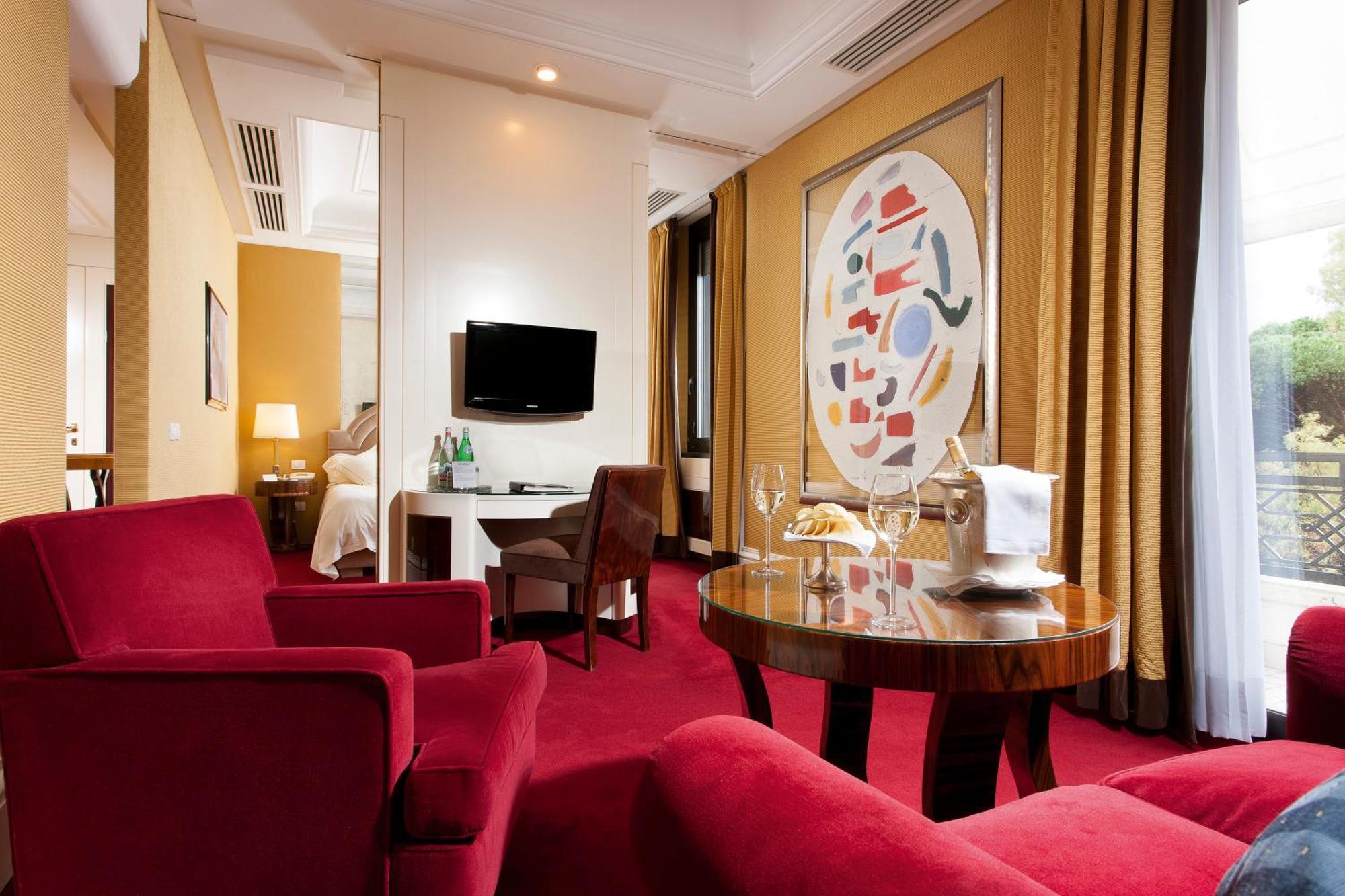Hotell Lord Byron - Small Luxury Of The World