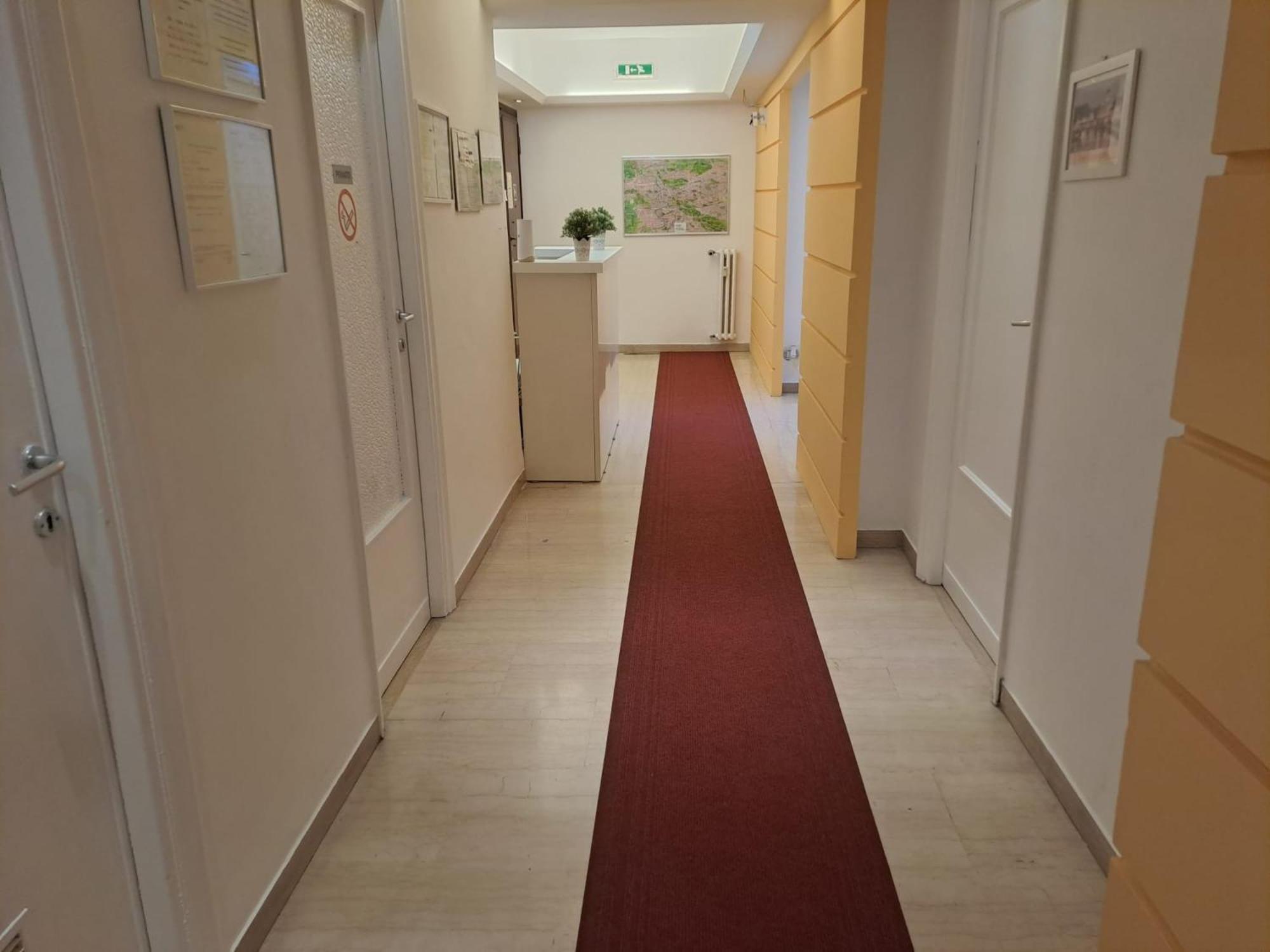 Appia Avenue 639 2*