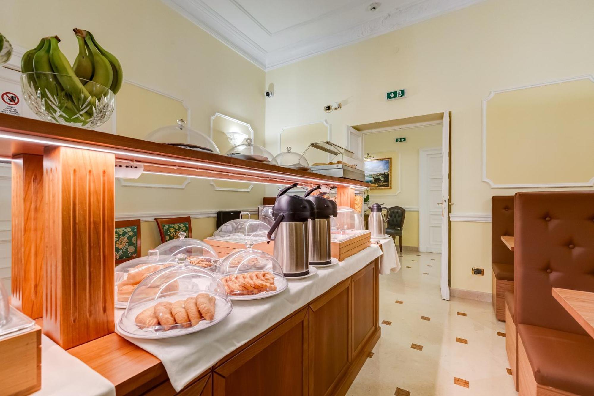 Hotel Cellini 3*