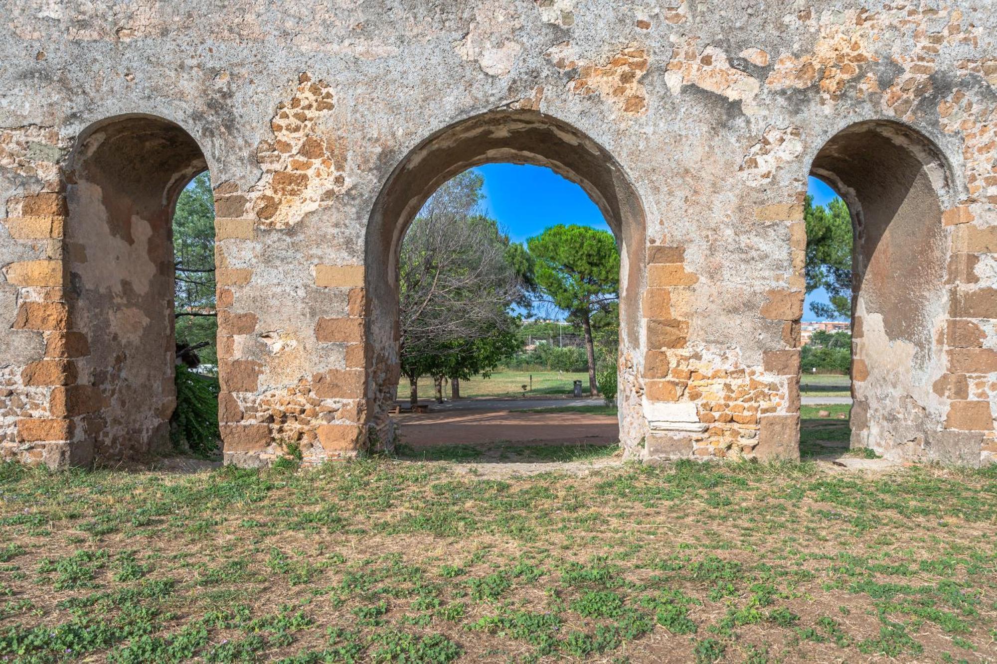 Bbhome Domus Aquae Inside Of Appia Antica Park Villa *