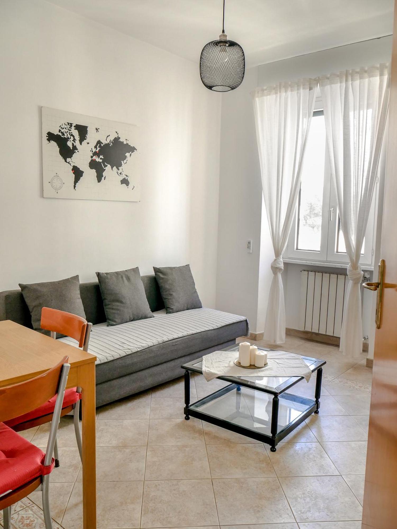 Appartamento Modern 1 Bedroom Near Metro Roma