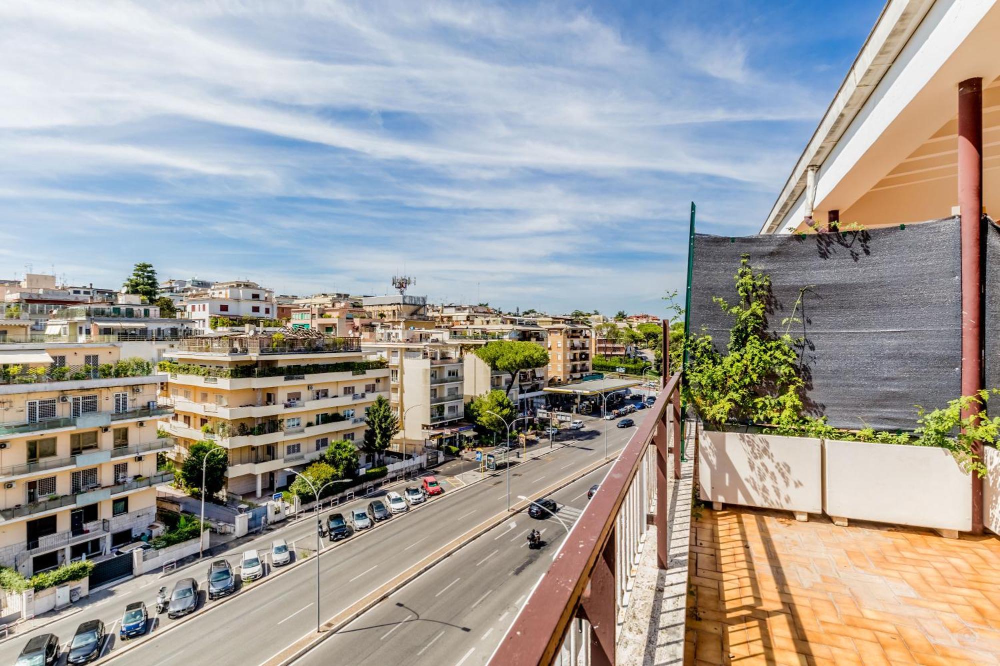 Apartment L'attico Con Terrazza In Corso Francia Rom