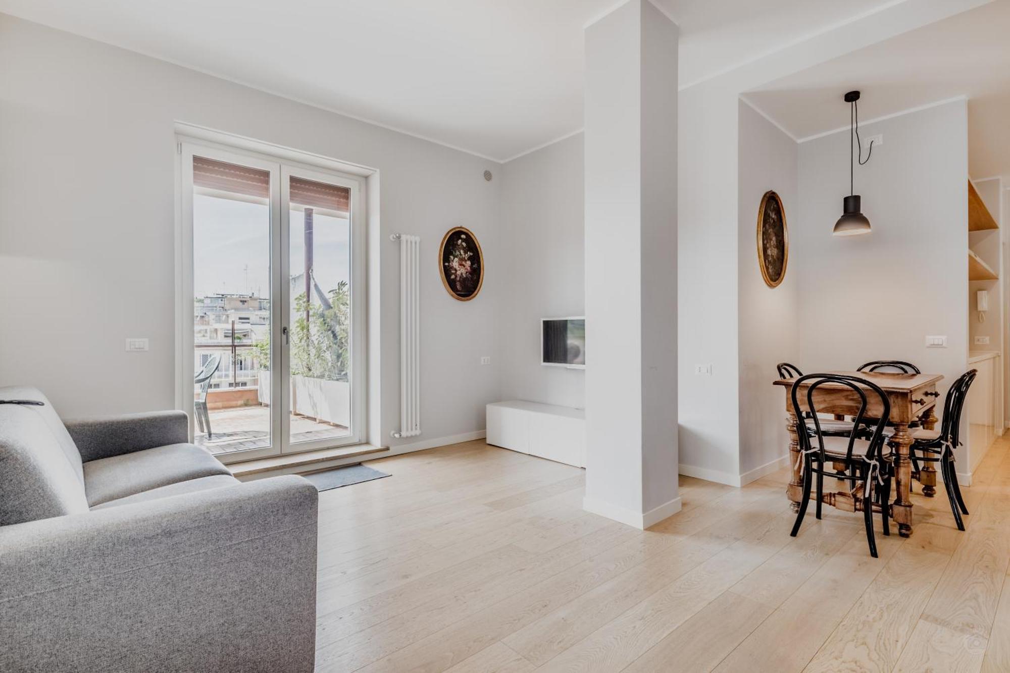 Apartment L'attico Con Terrazza In Corso Francia