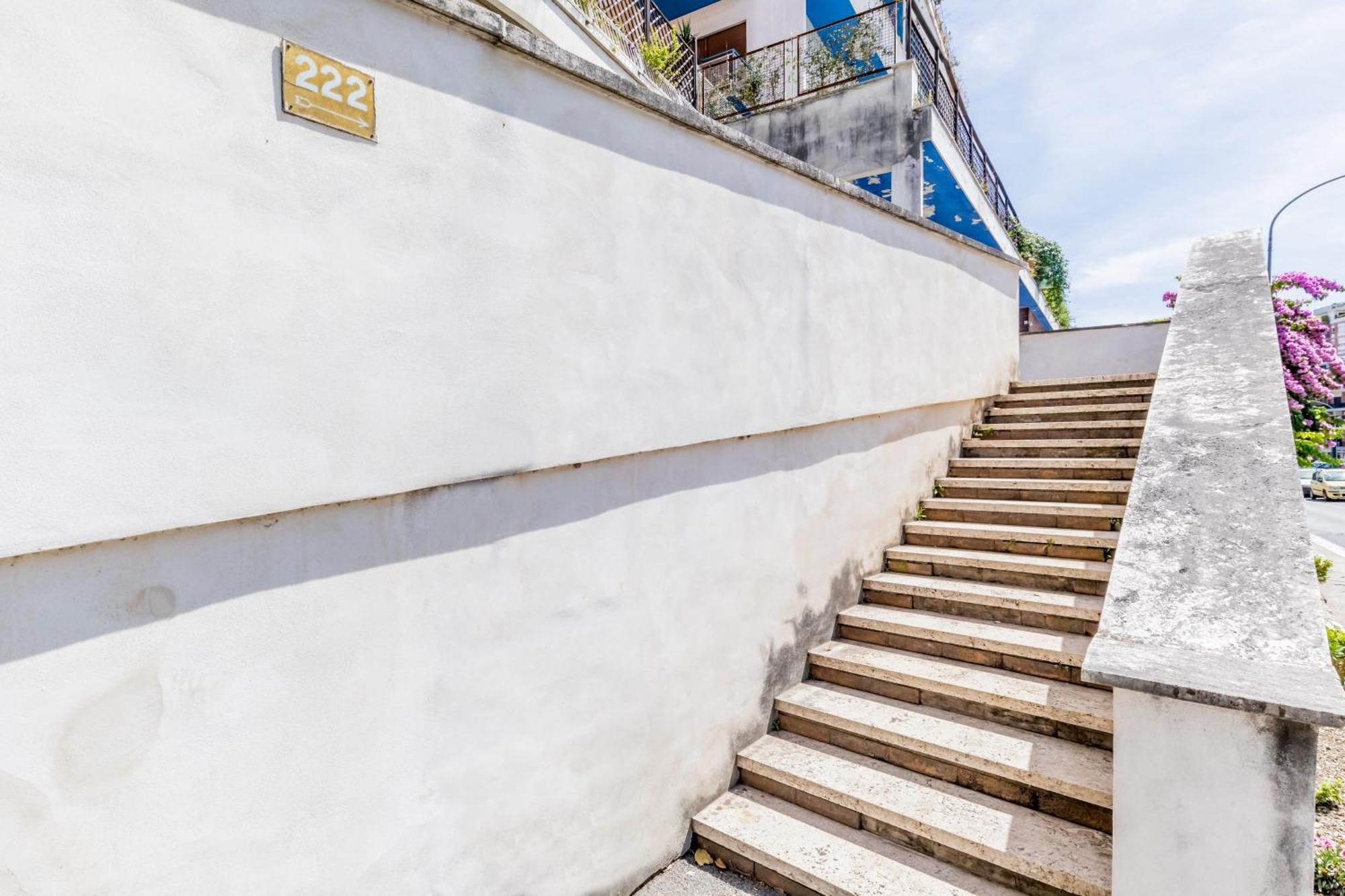 Apartment L'attico Con Terrazza In Corso Francia Rom