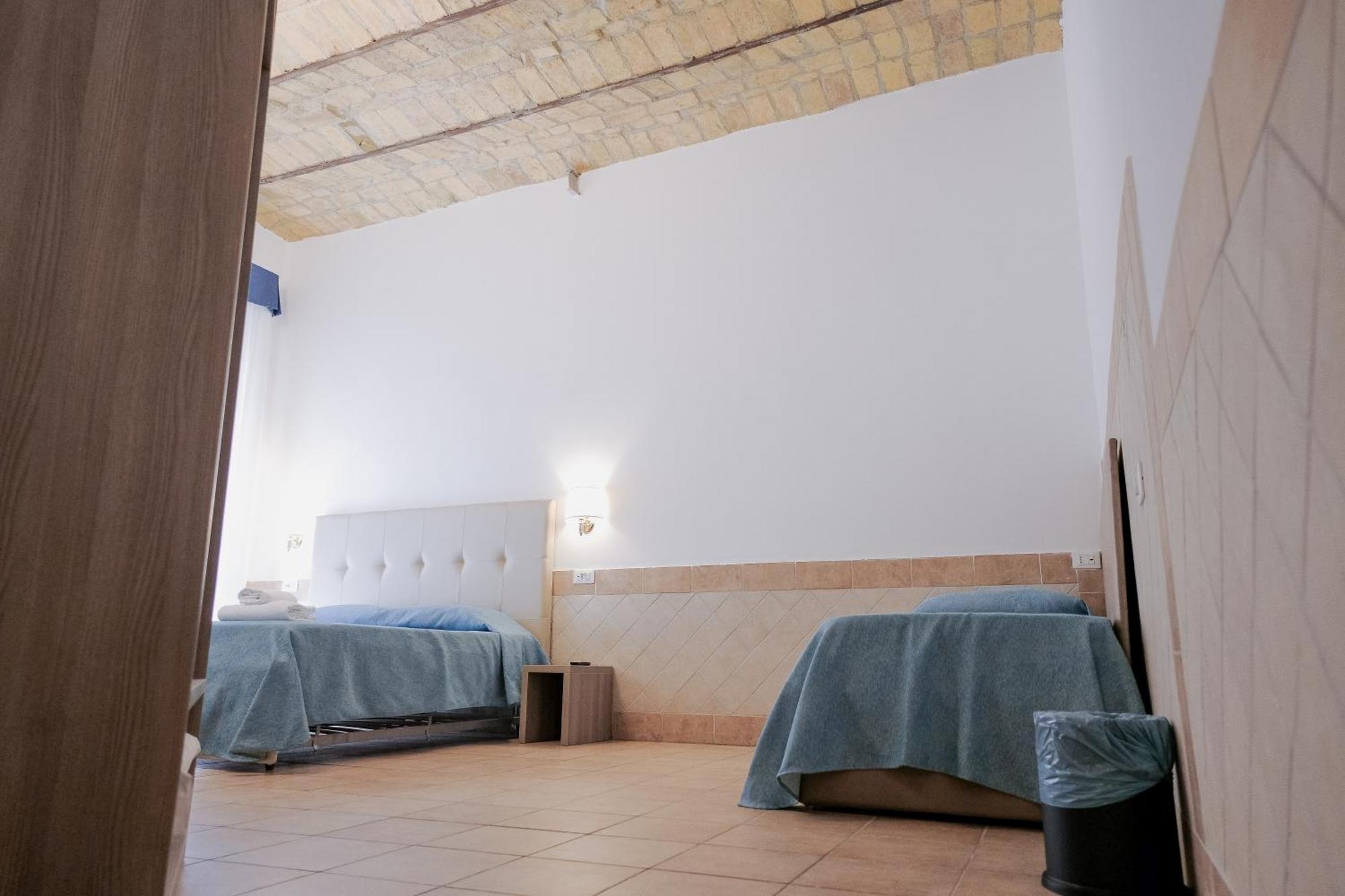 Alex Square Hotell