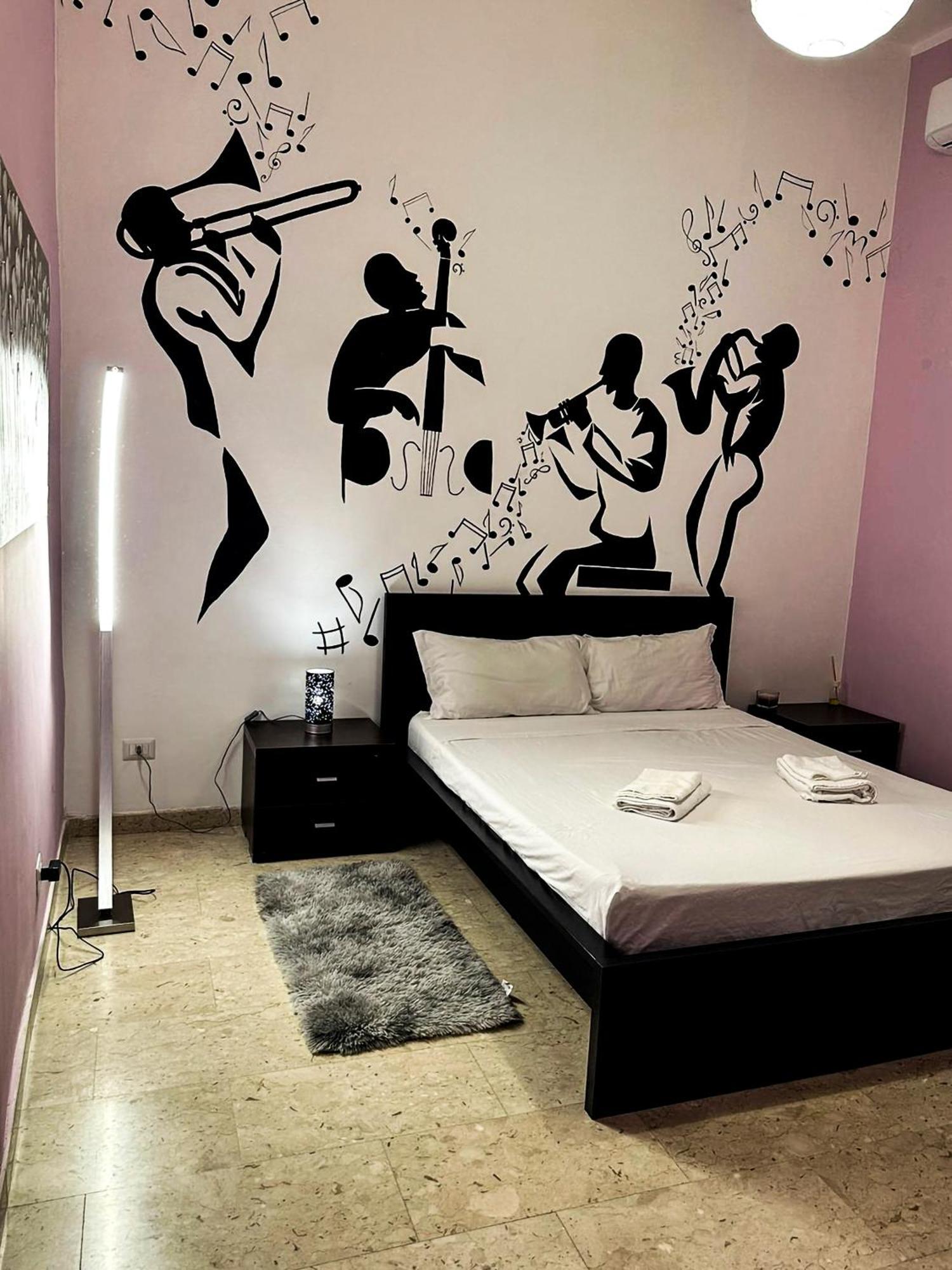 Sina Rent Hostal *