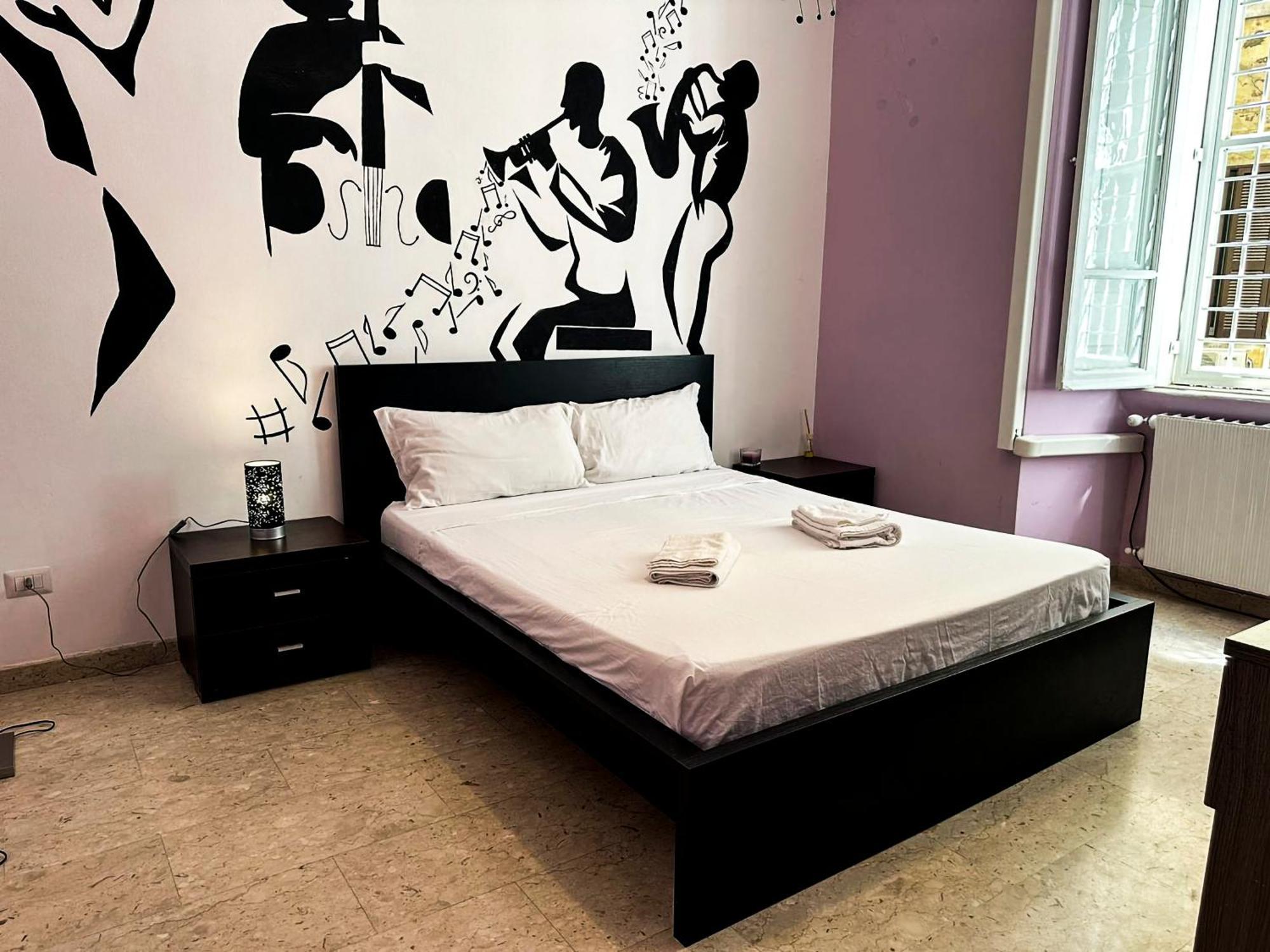 Hostal Sina Rent *