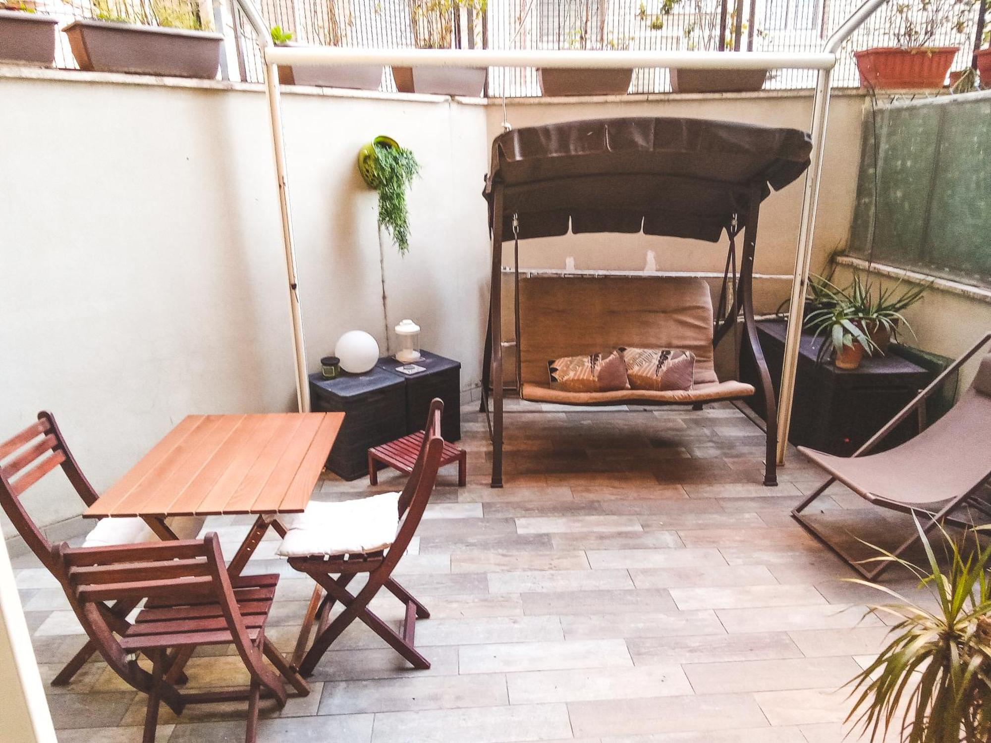 Cozy Flat With Terrace At Trastevere Train Station Apartamento