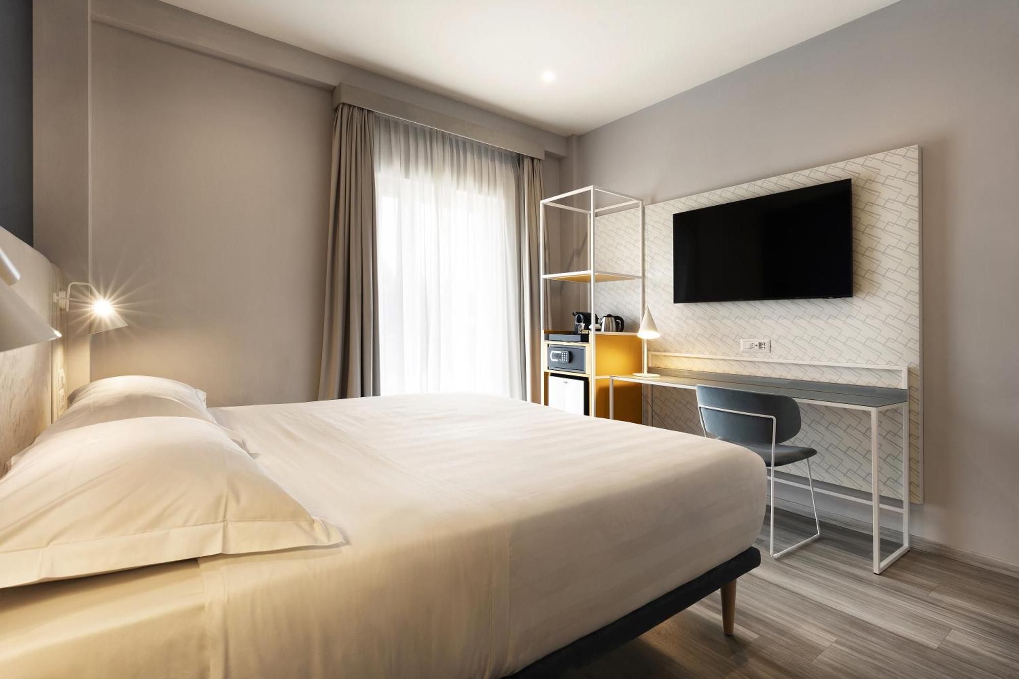 Hotell Adesso 4*