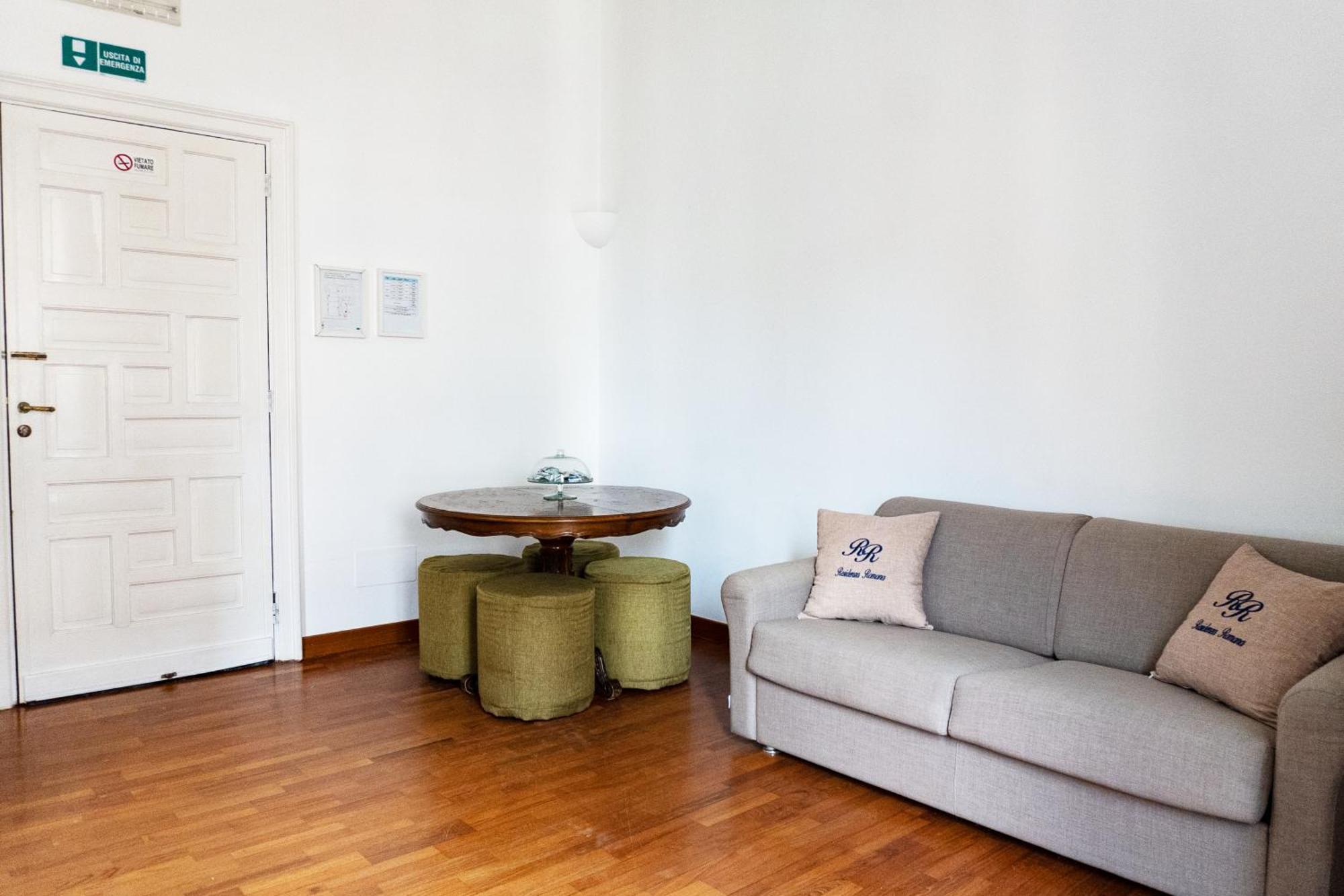 Residenza Romana Bed and breakfast 3*