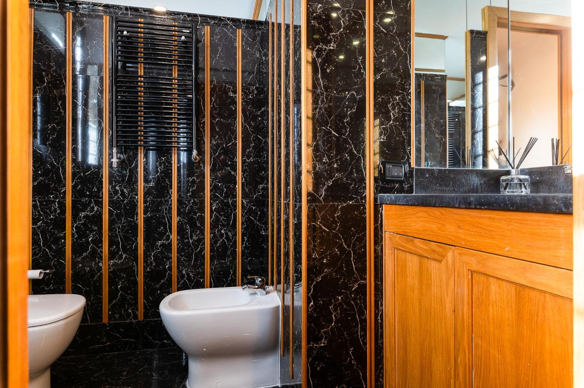 Classy & Refined Near Ada By Ndp Rent * Roma