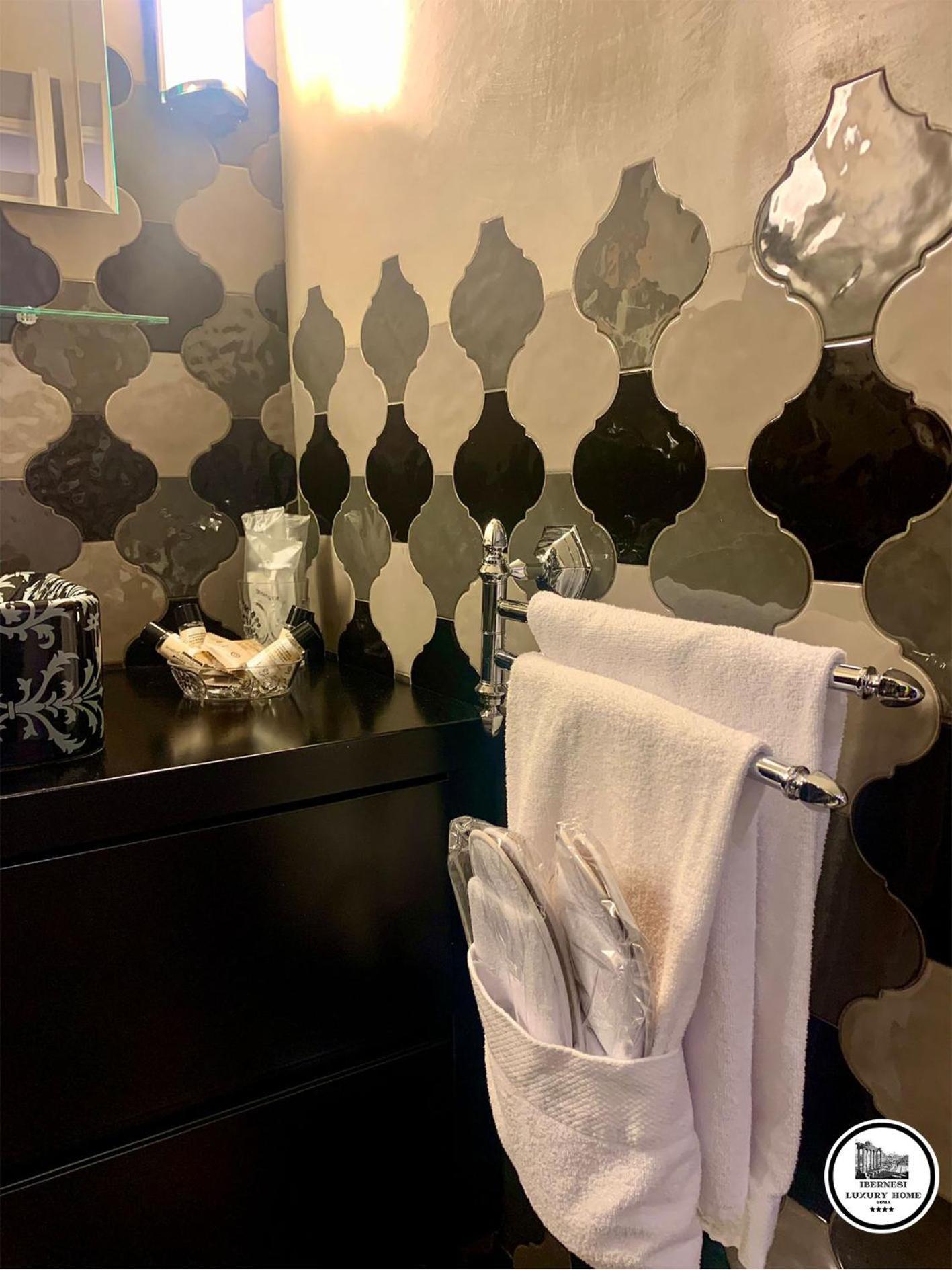Ibernesi Luxury Roma
