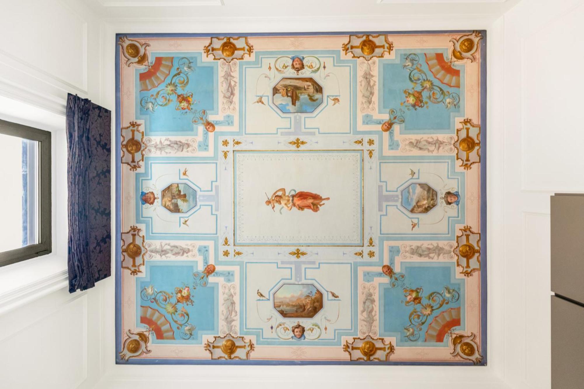 Appartamento Charm And Elegance By The Spanish Steps *
