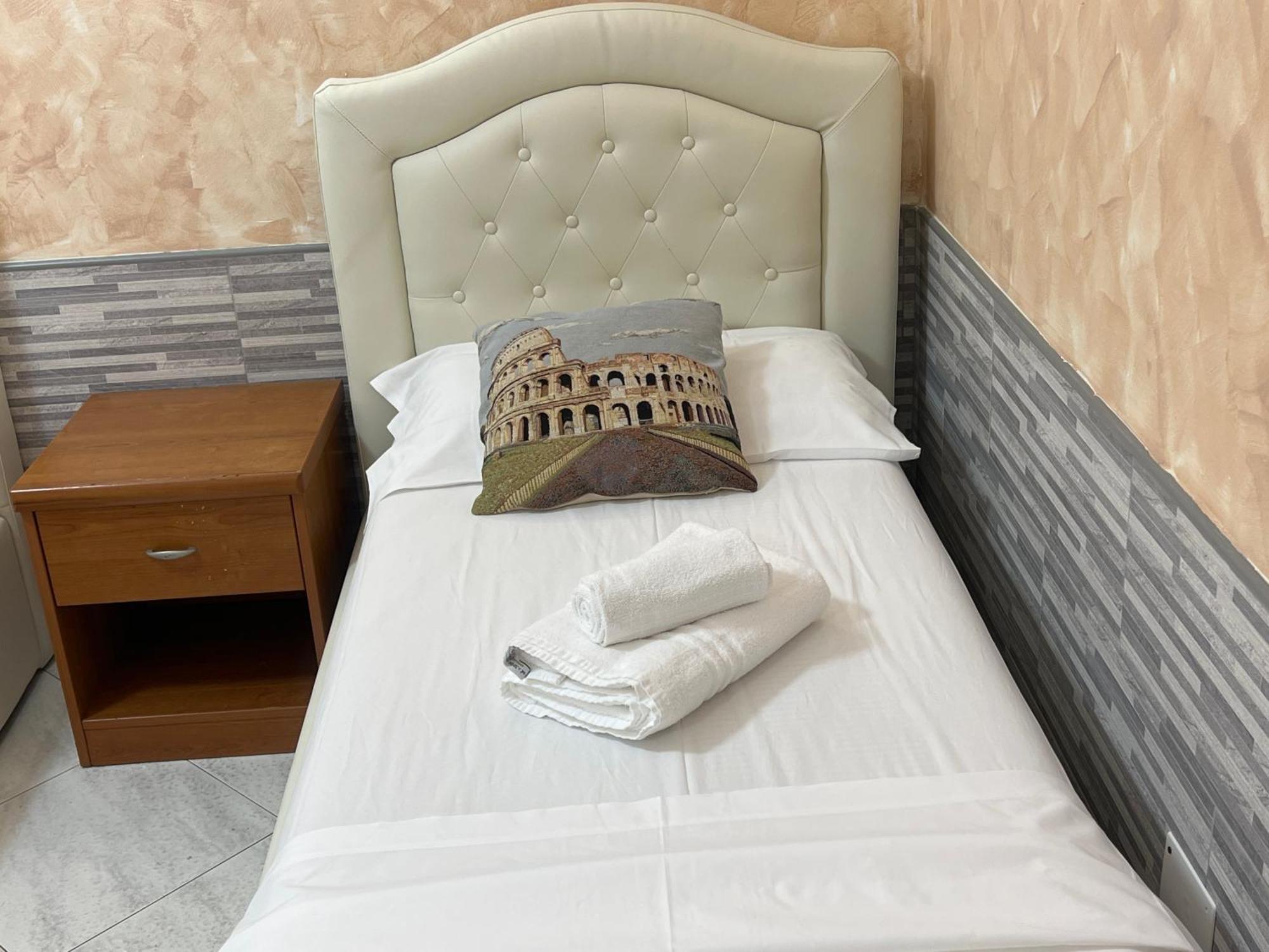 Relax On 2 - * Roma
