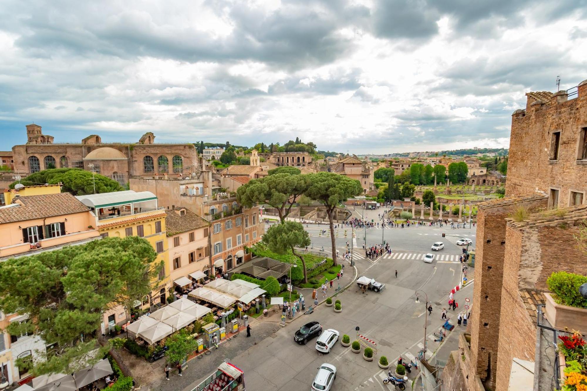 Maxima: Amazing View Of The Roman Forum * Rom
