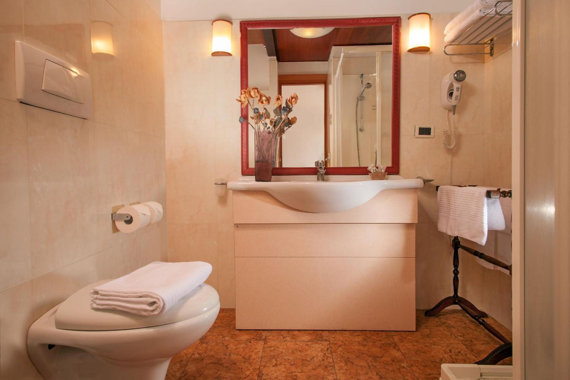 Sant'angelo 3* Roma