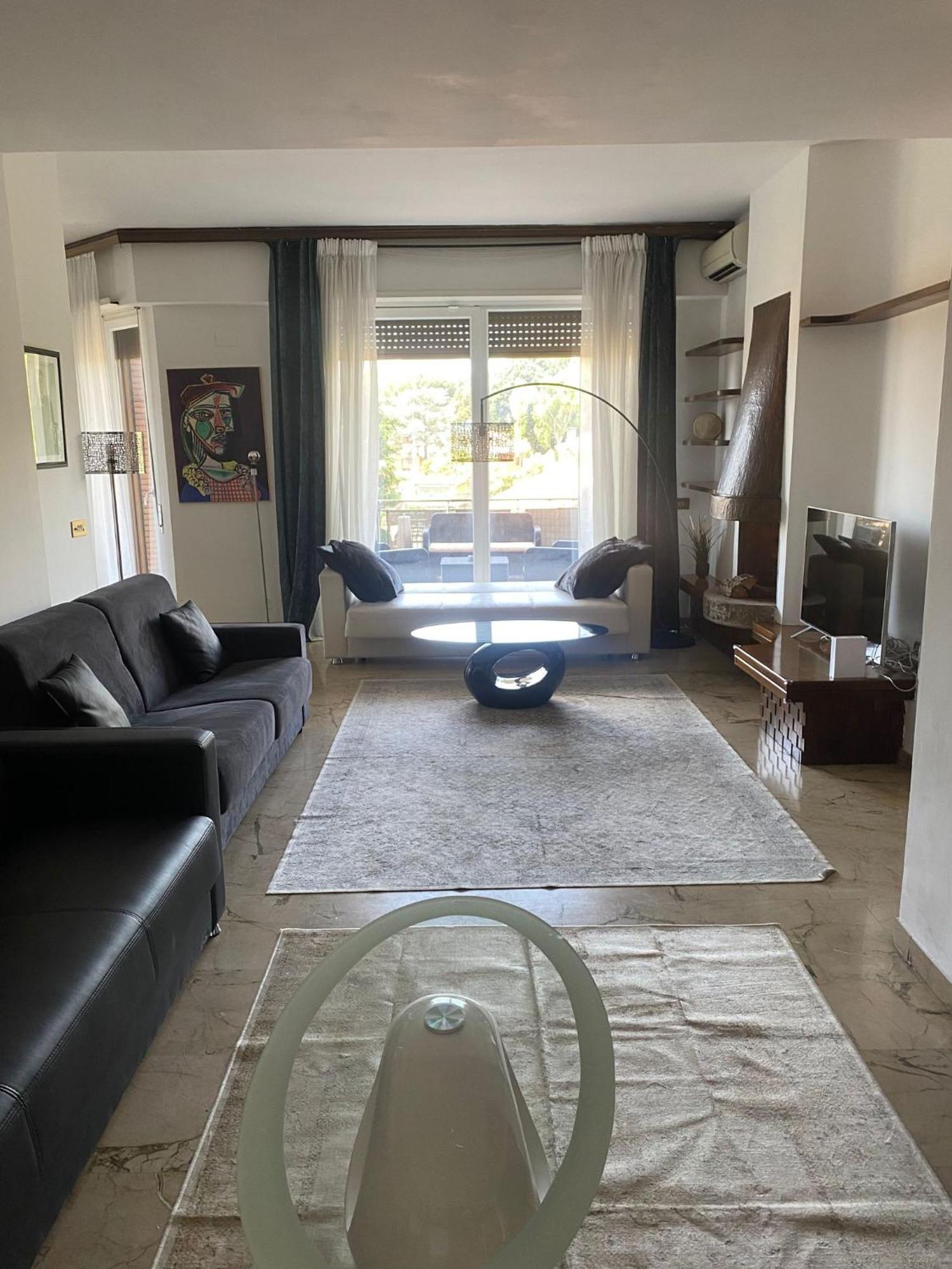 Eur Centro Lux Con Camino Apartamento *