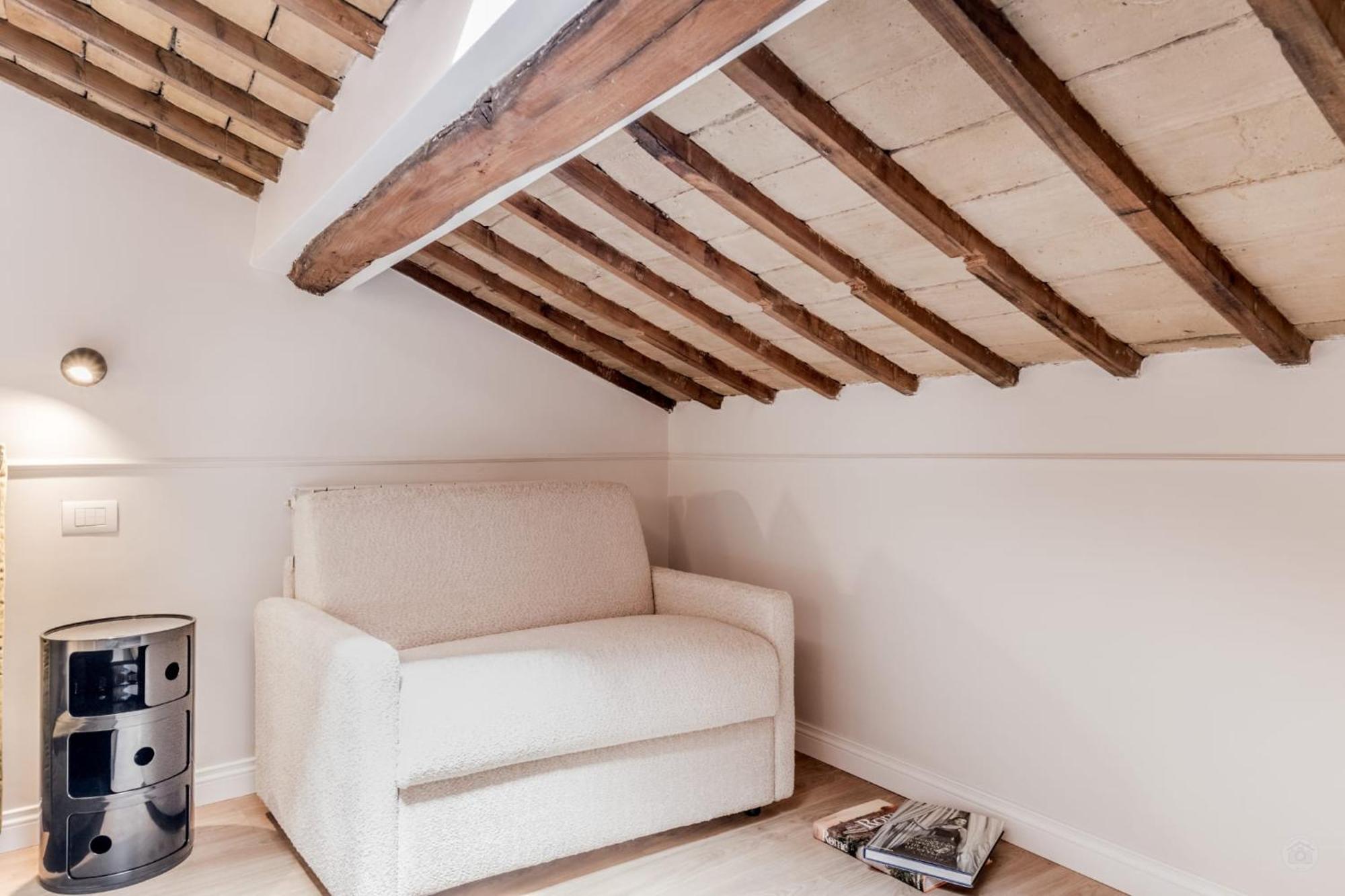 - Vittoria Palace Apartment