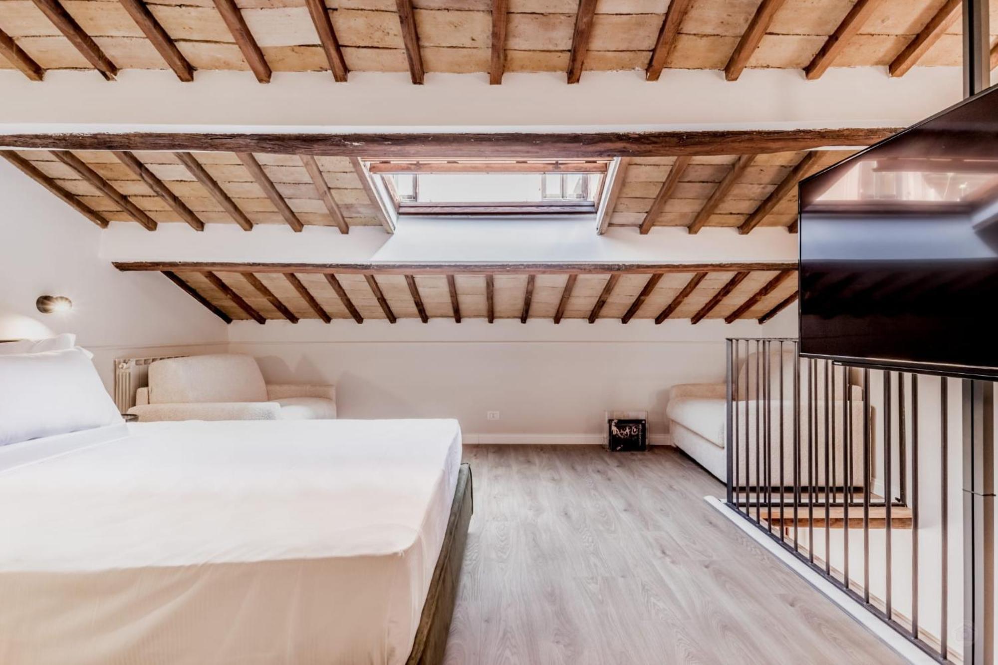 Apartment - Vittoria Palace *