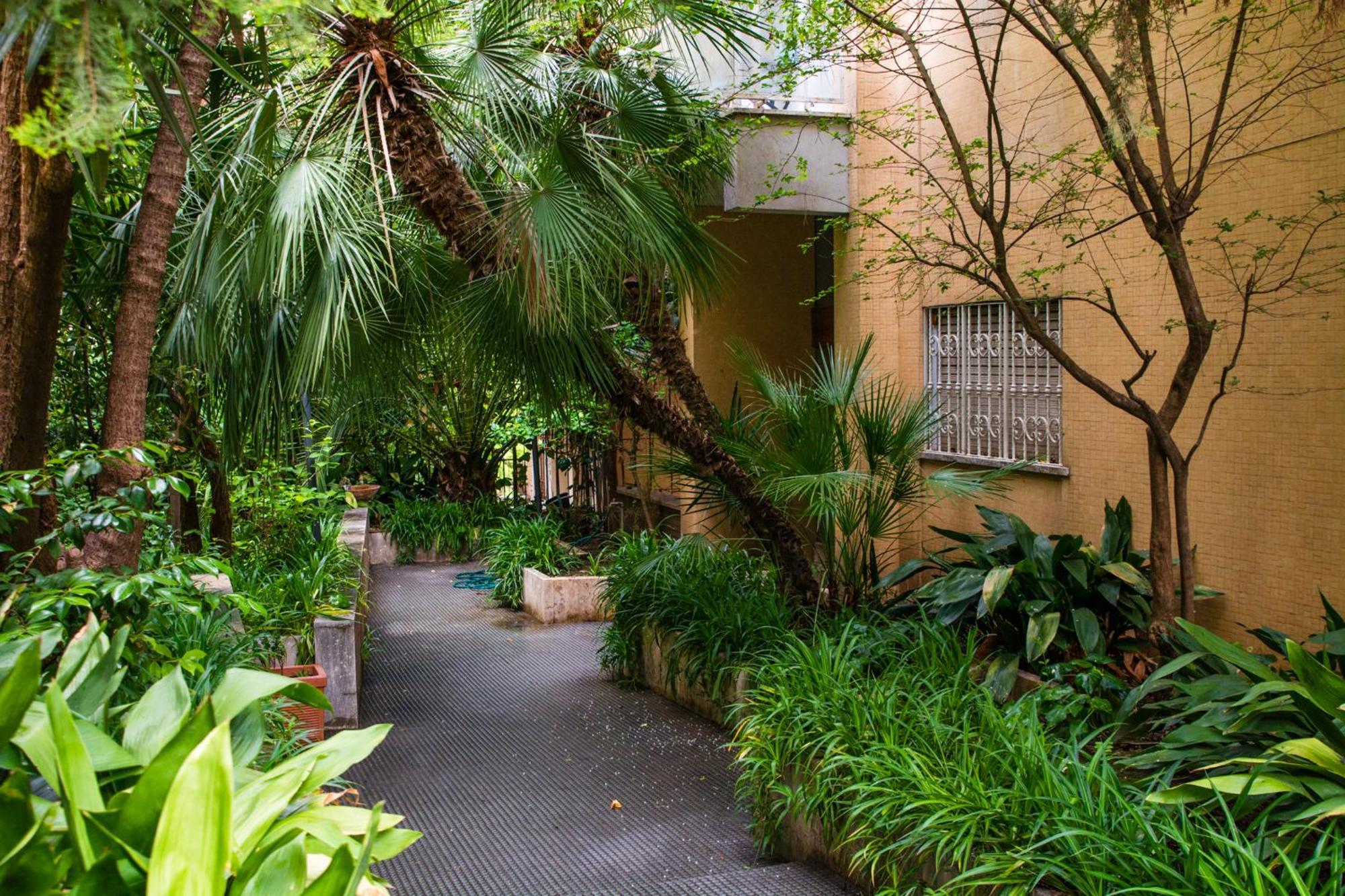 House Guest house *