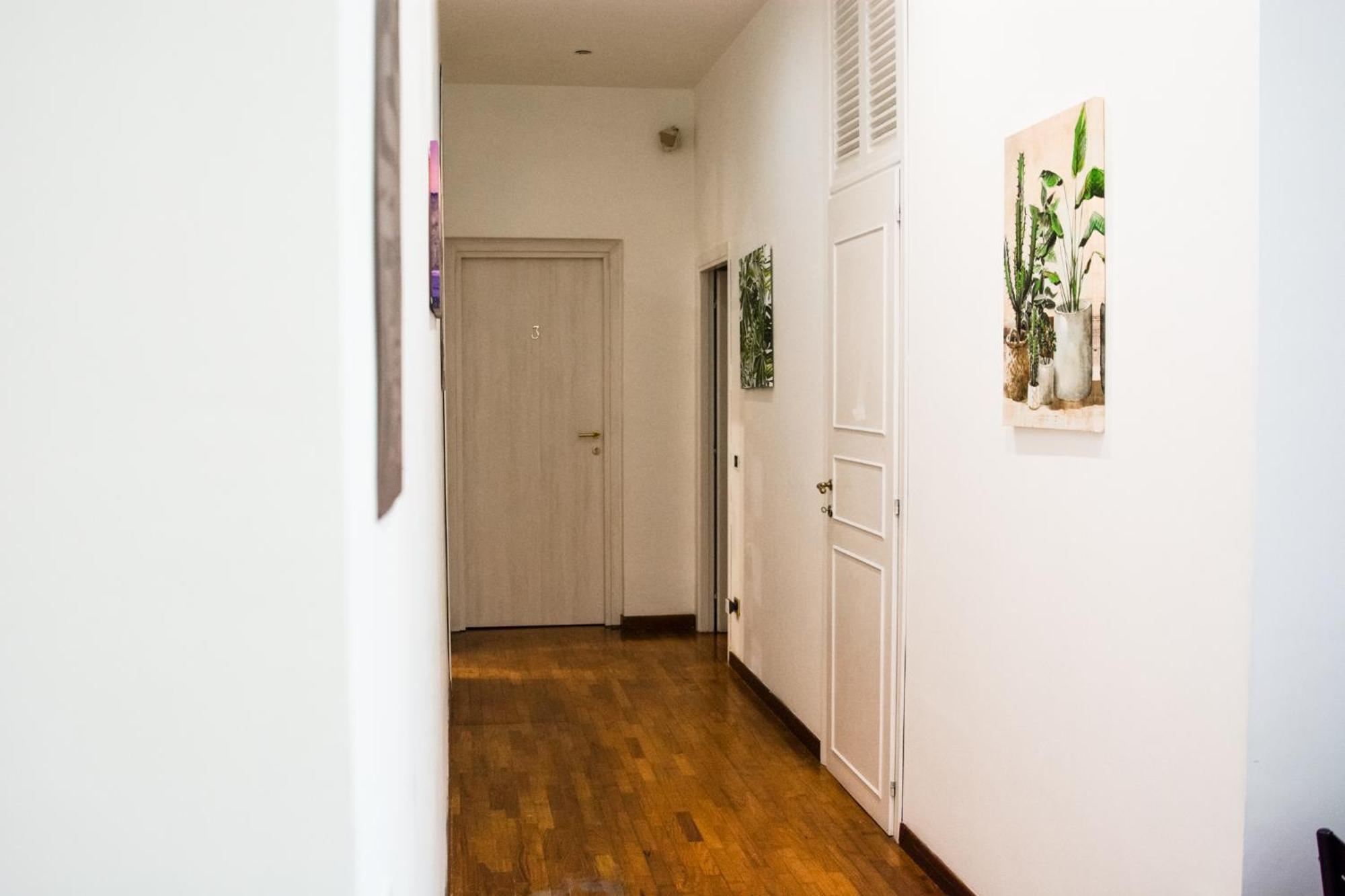 Praty Guest house