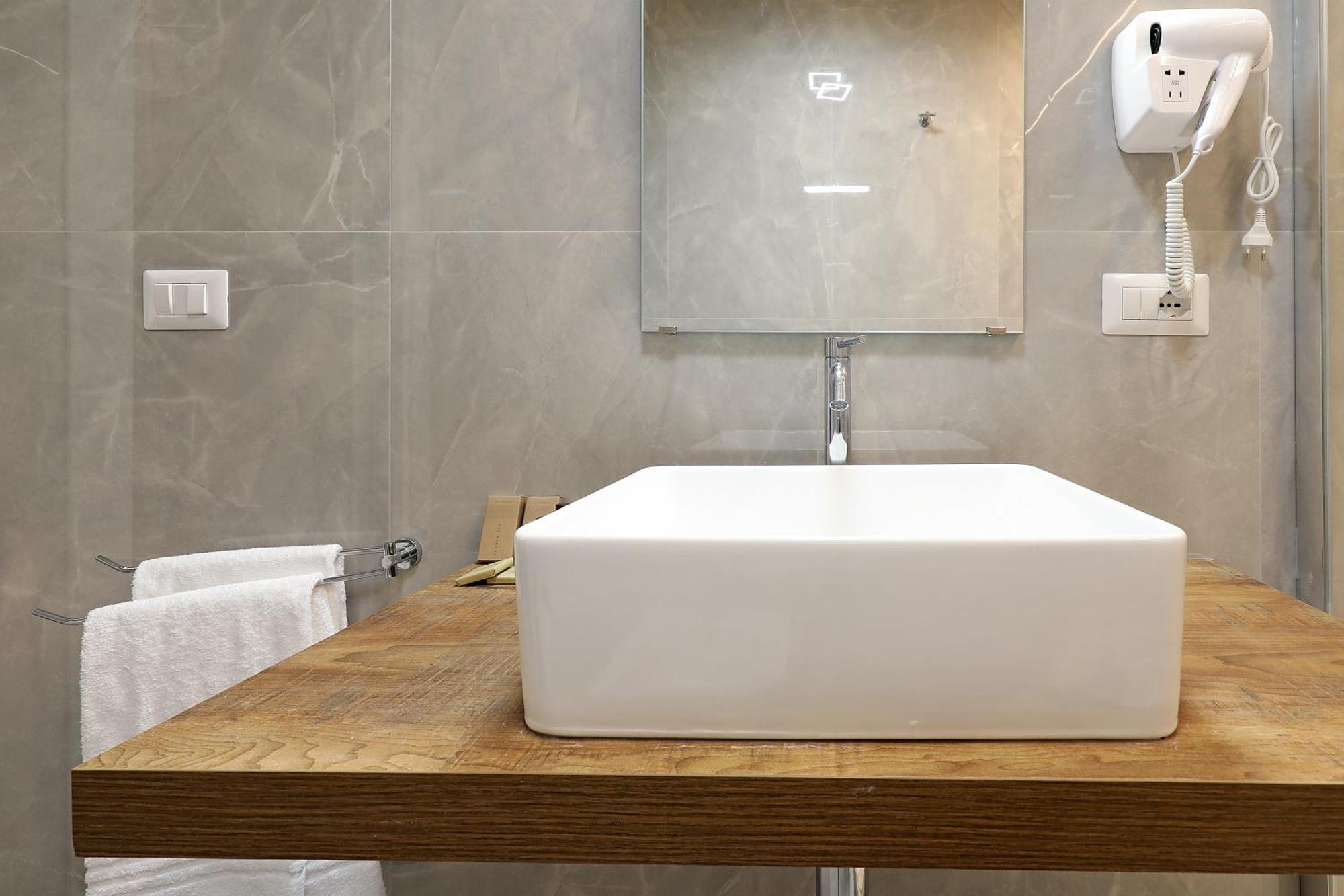 Plaza Suites, Luxury Collection Pensión Roma