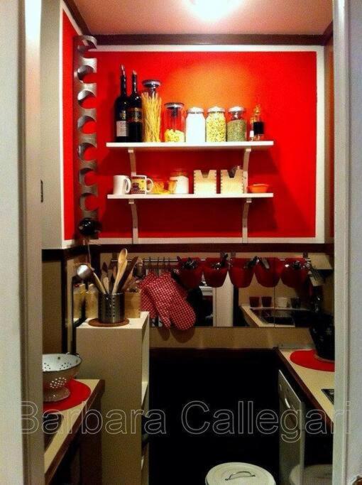 Apartamento Lovely Art 2 Bedroom Flat Next To Metro Station Lodi Roma