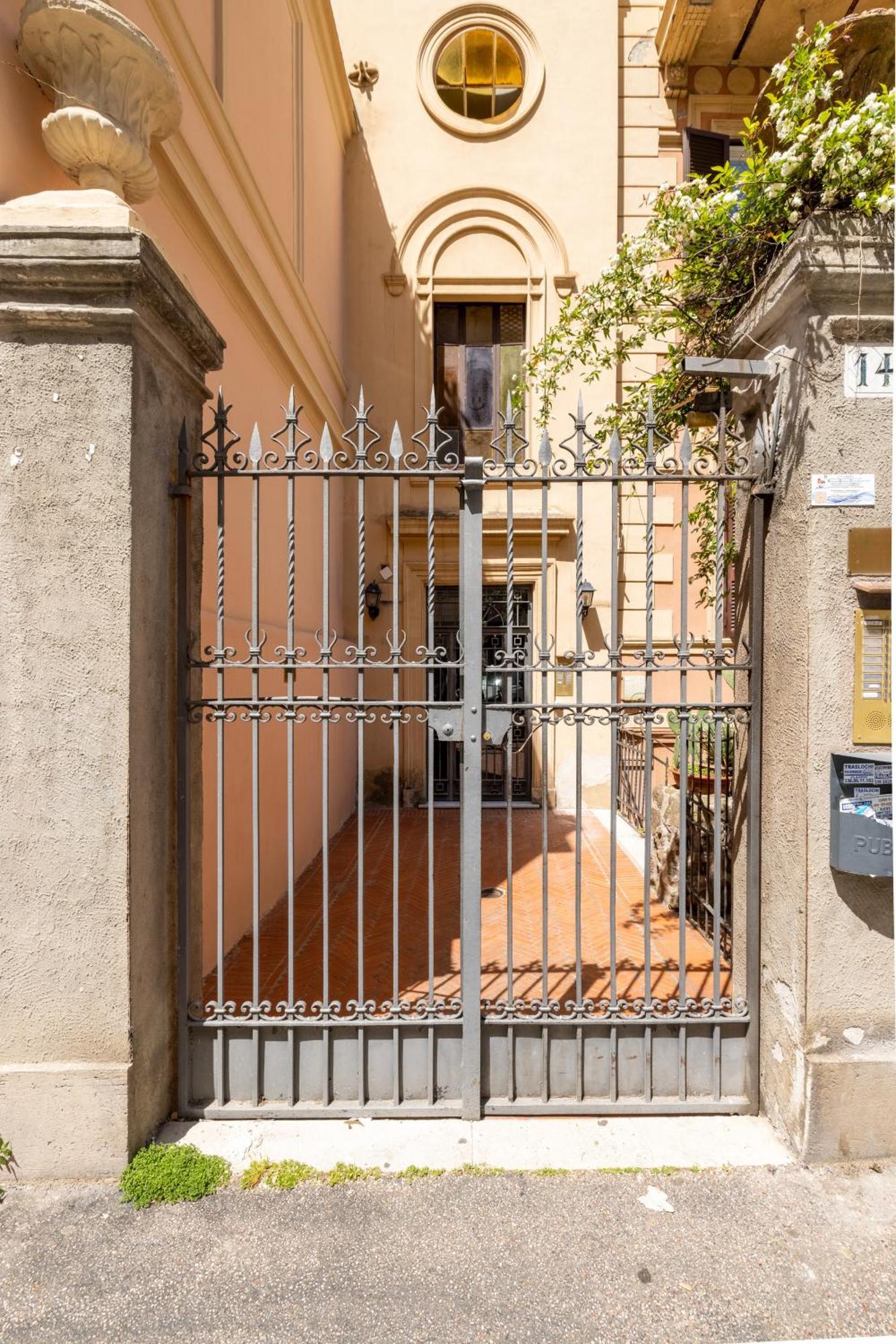 Scipioni - Vatican Apartment Rome