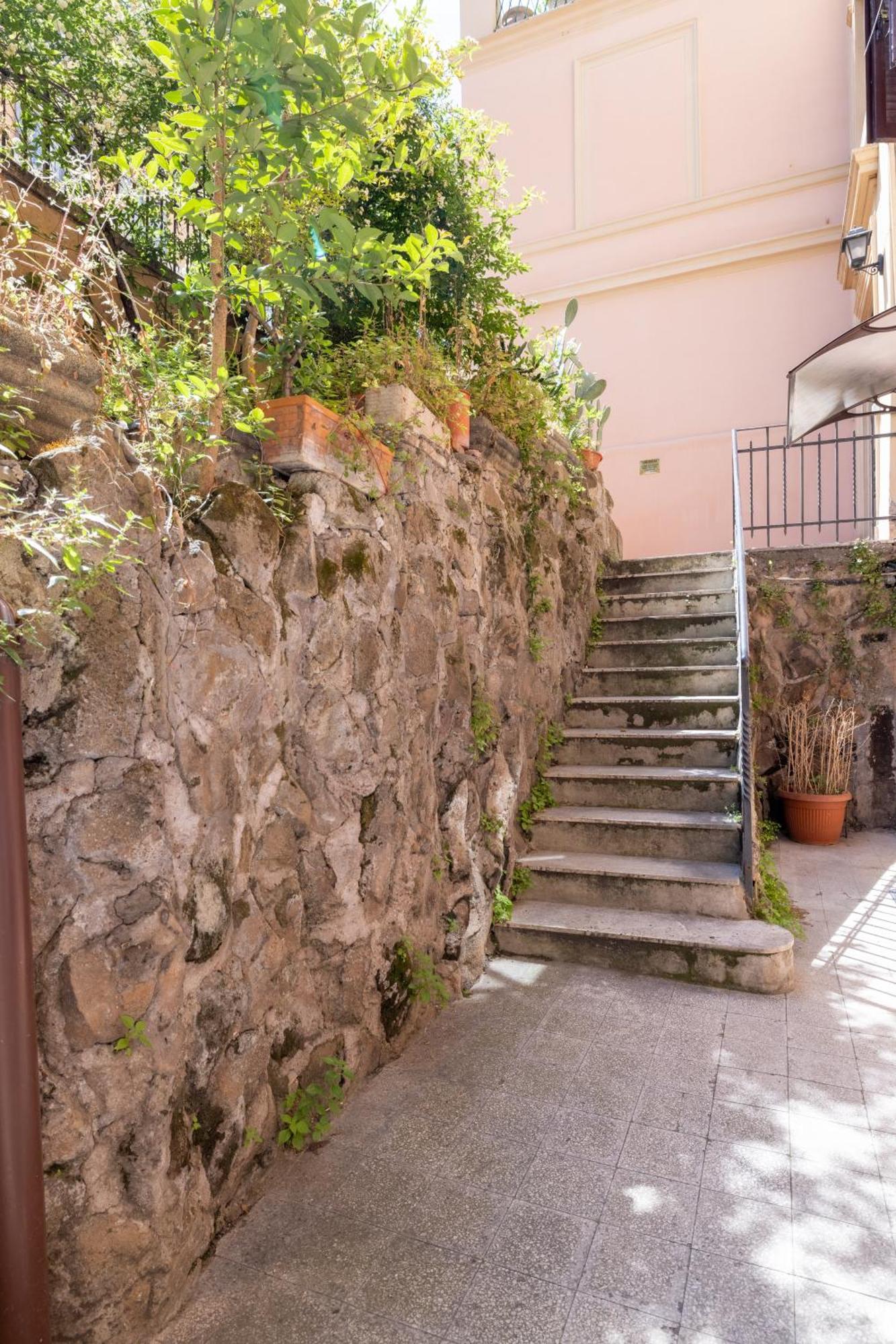 Scipioni - Vatican Apartment *