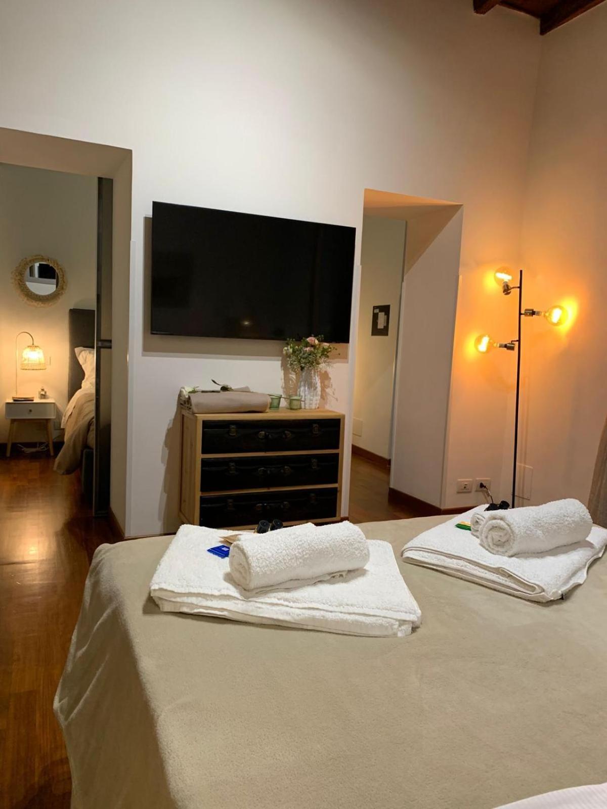 Pantheon Grand Apartment
