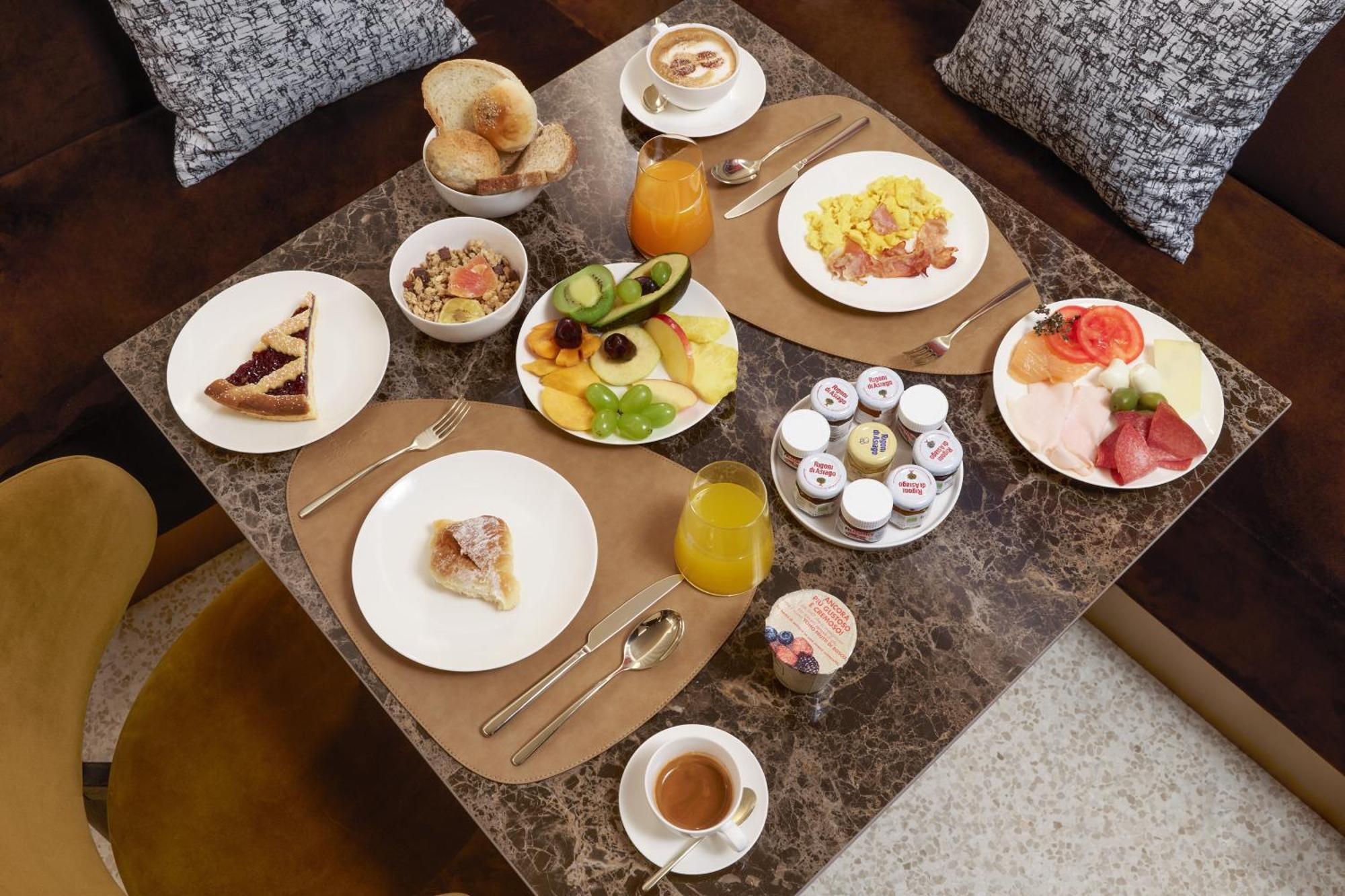 Hotel Borghese Contemporary Rom