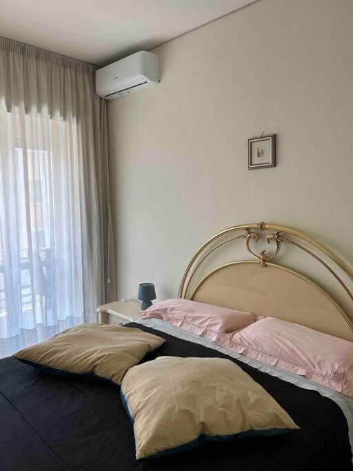 Pochi Passi Da San Pietro Metro A Cipro Apartamento