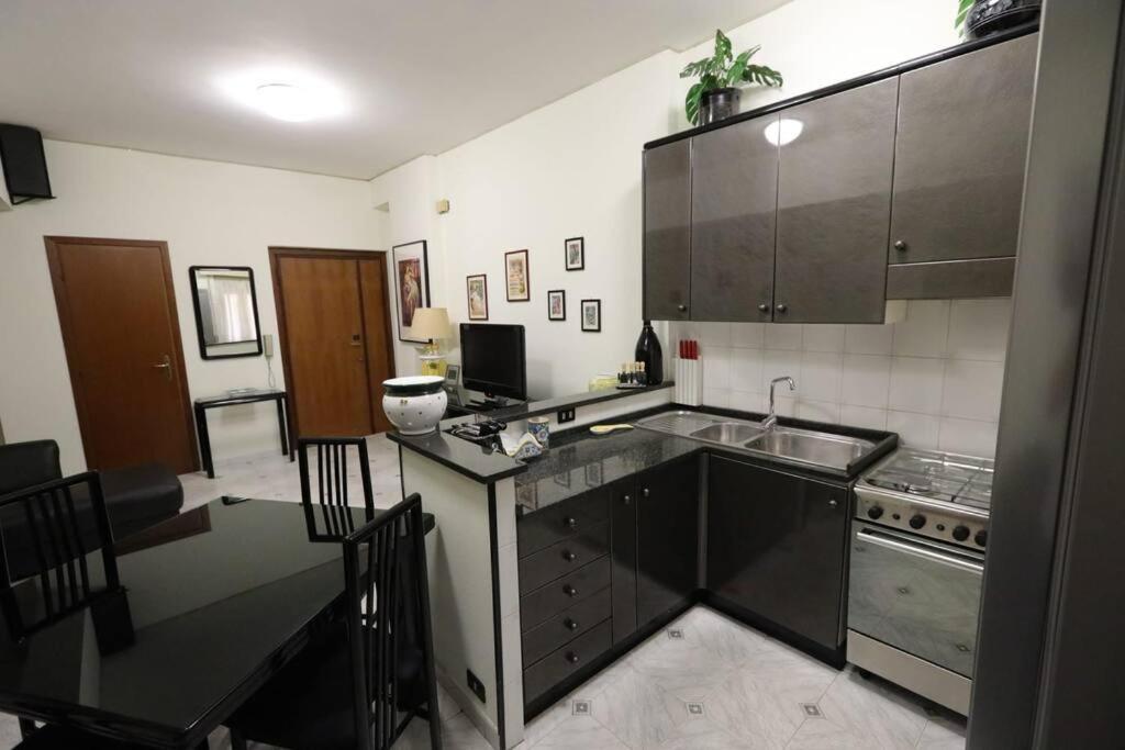 Apartamento Pochi Passi Da San Pietro Metro A Cipro *
