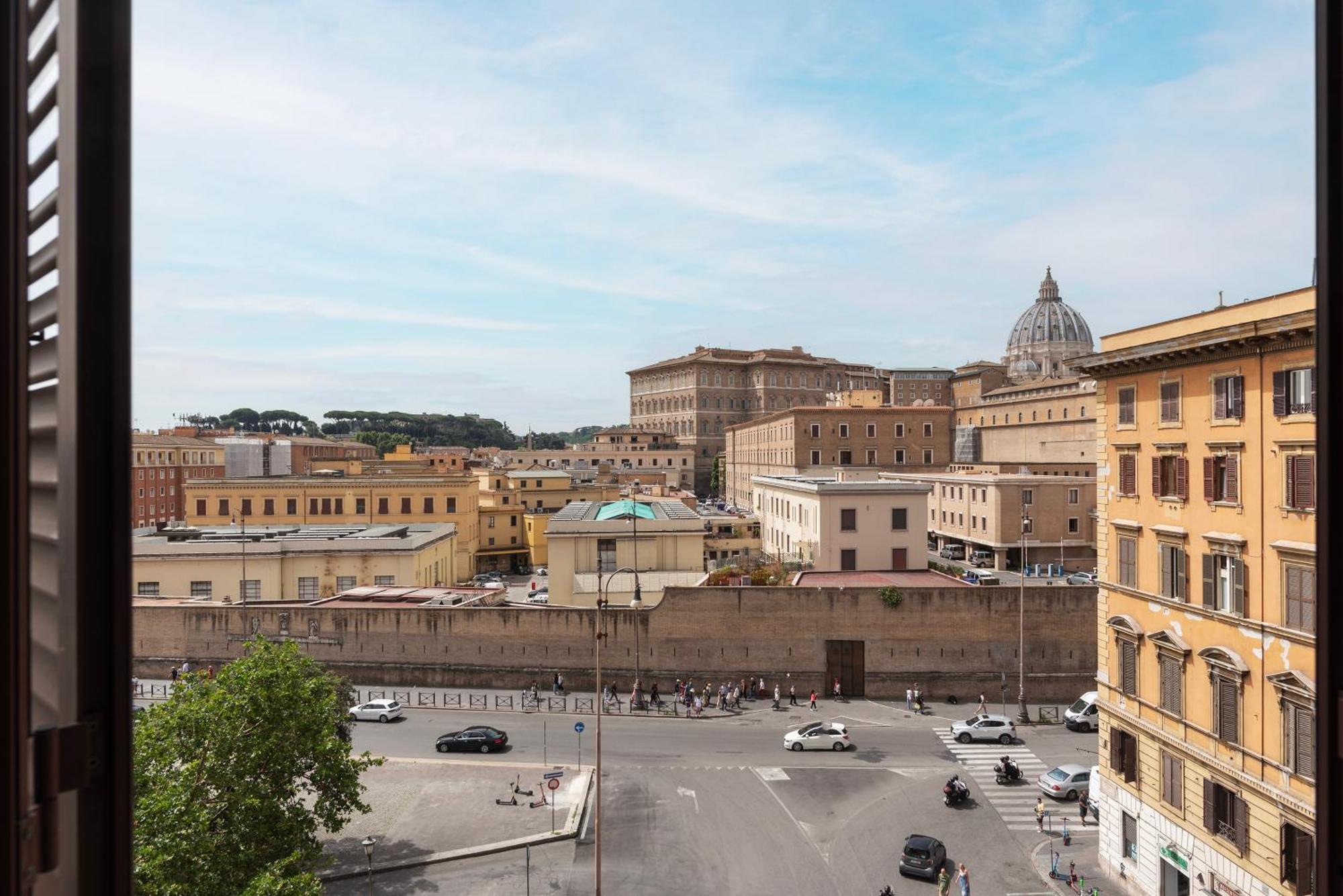 Vista Su San Pietro - La Venere Su Apartamento *